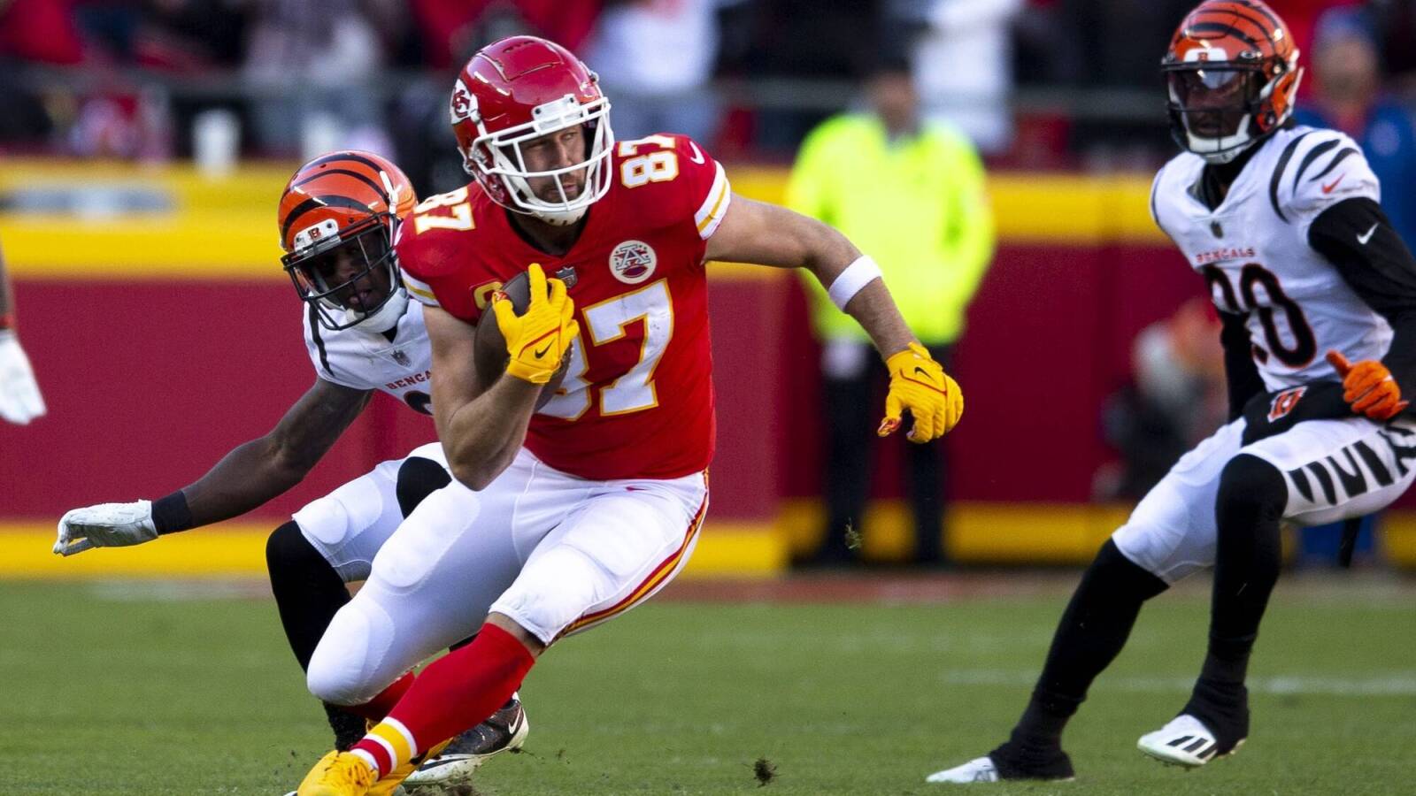 Trainer reveals if Chiefs’ Travis Kelce plans to return for 2024 season