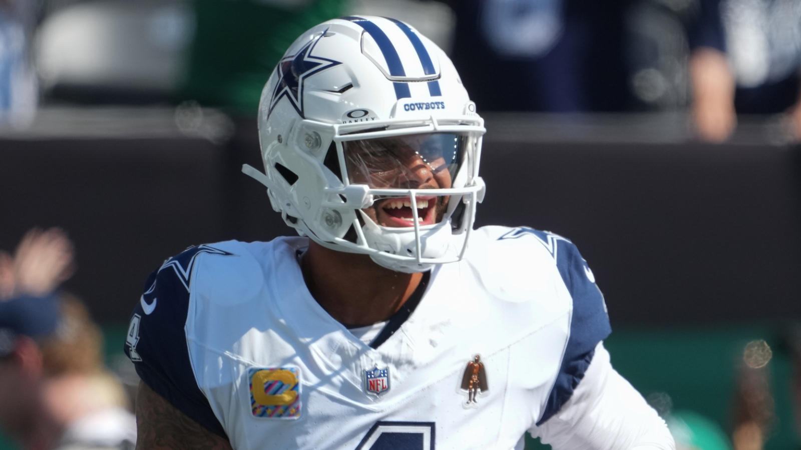https://www.yardbarker.com/media/6/2/628bacd0d37caff20a35a9d49fdd462c9ff4dfdc/thumb_16x9/cowboys-risk-wasting-prescotts-mvp-caliber-season.jpg?v=1