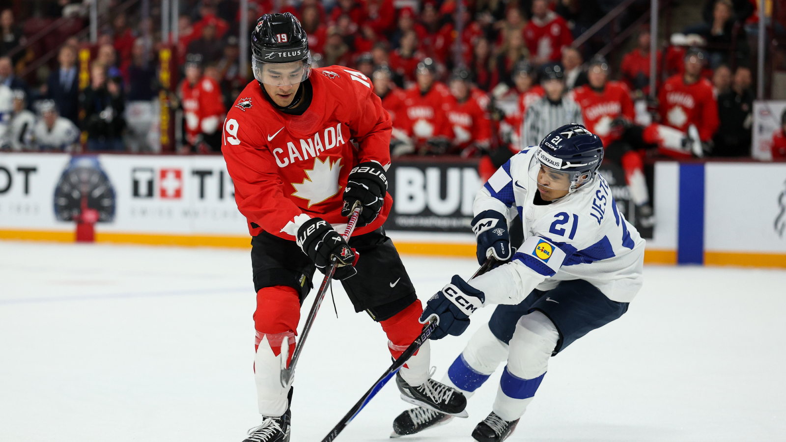 Flames weekly notebook: What should the Flames do with Zayne Parekh?