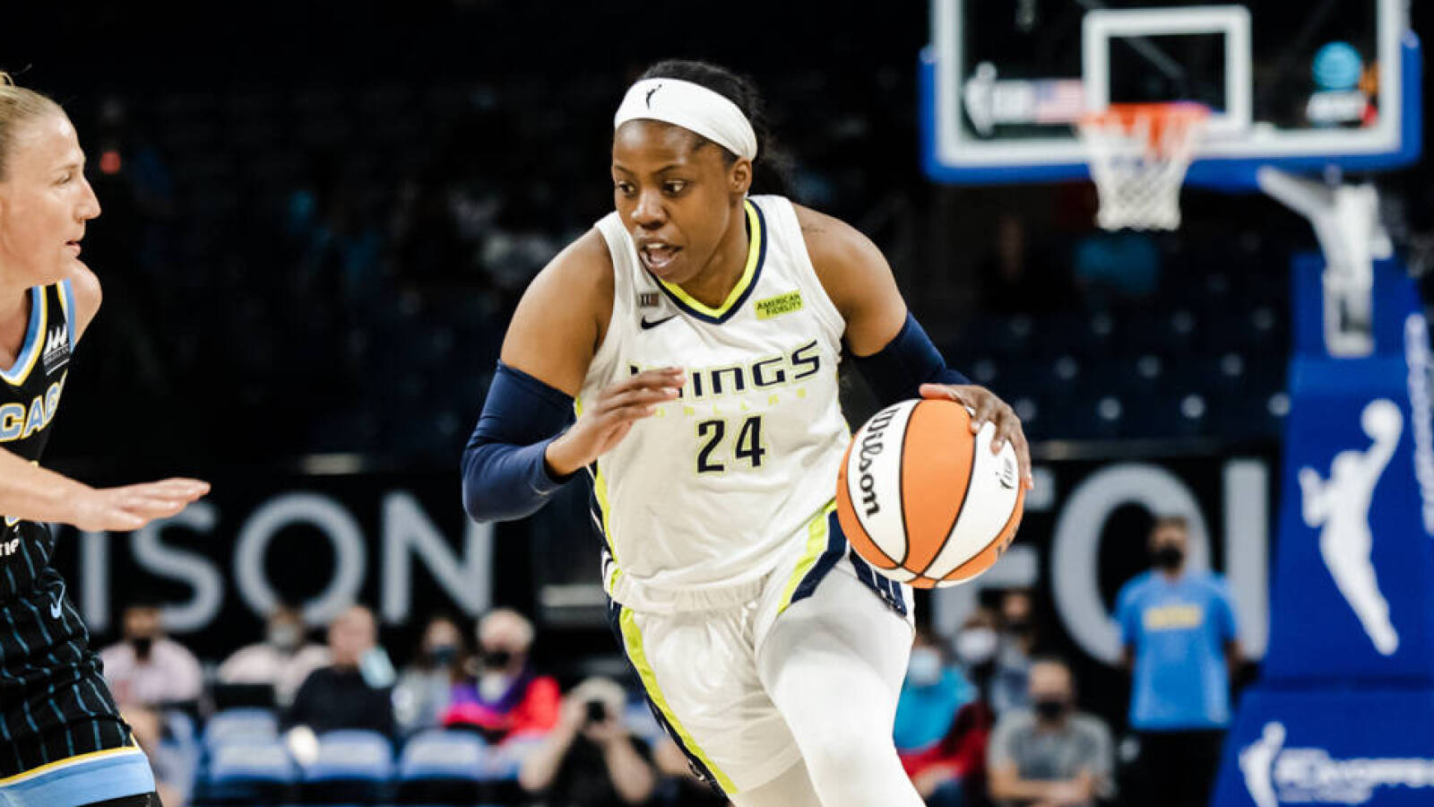 WNBA All-Stars talk with Yardbarker #RetireInequality movement | Yardbarker