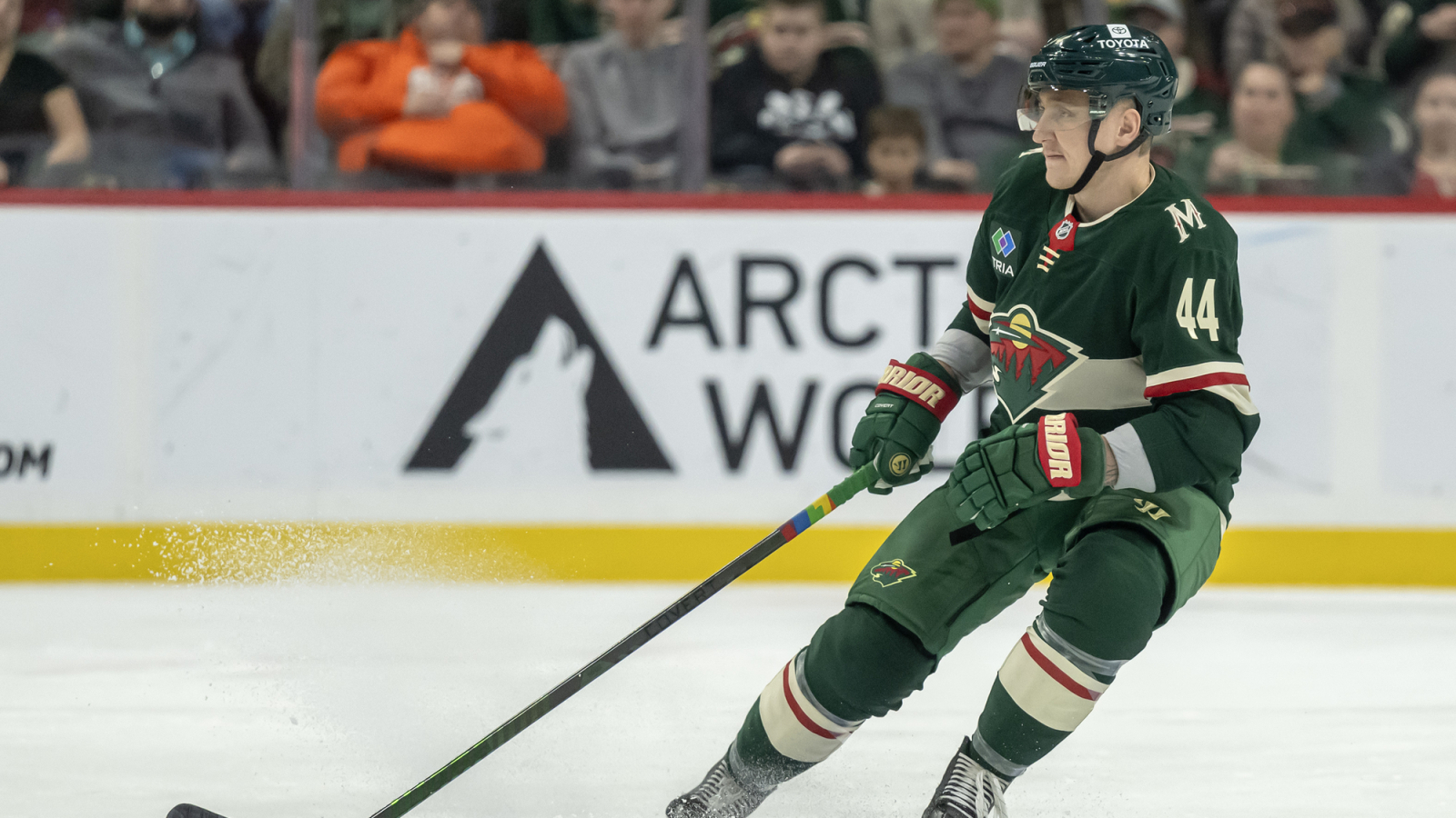 Oilers Reclaim Travis Dermott to Add Depth on Defense | Yardbarker