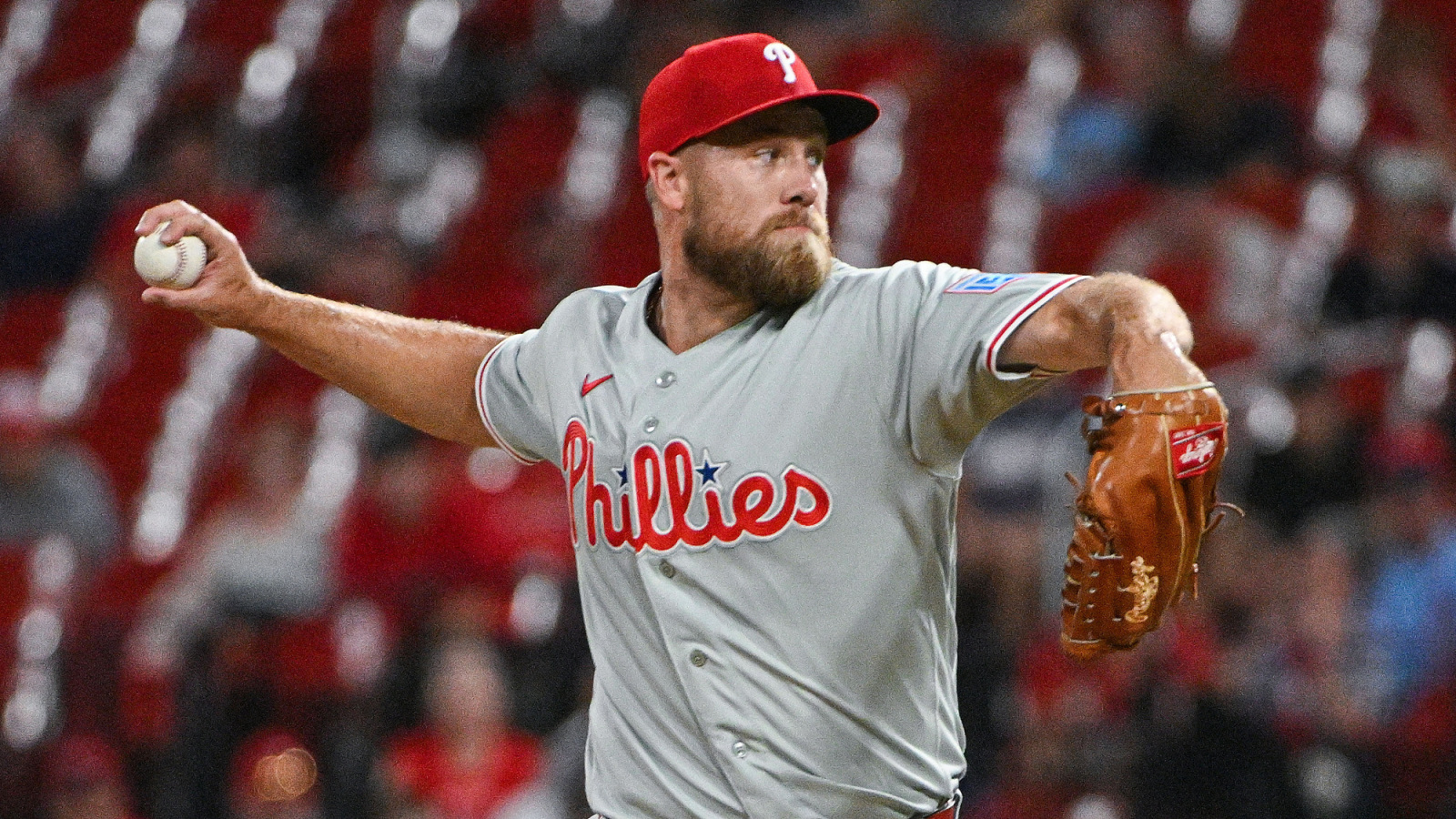 Phillies drop crucial game in playoff race after questionable bullpen decisions