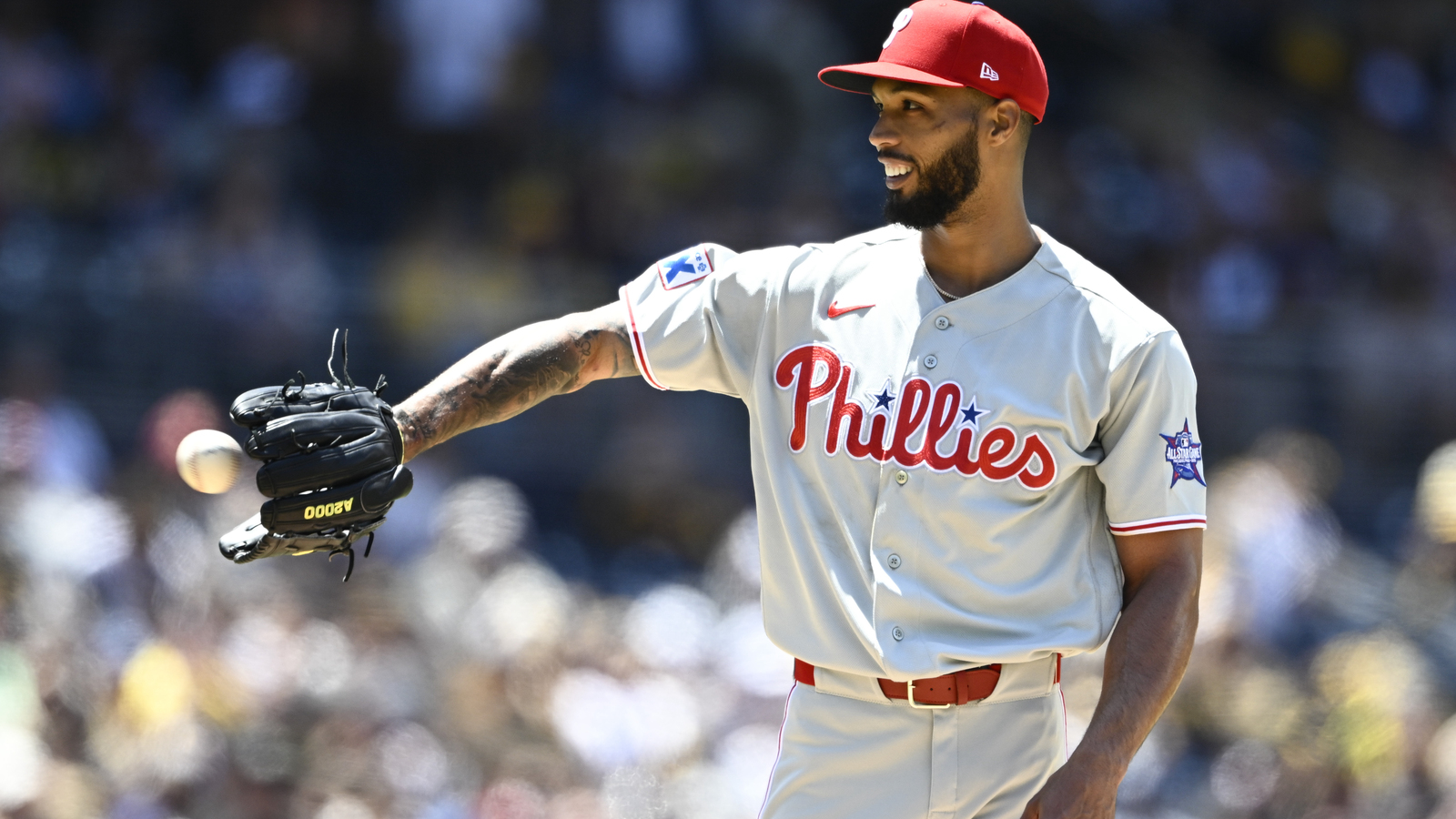 https://www.yardbarker.com/media/6/4/641909b4f577ca63887e7e0143f3806c0ab7e8fa/thumb_16x9/phillies-cristopher-sanchez-ball-clay-needed.jpg