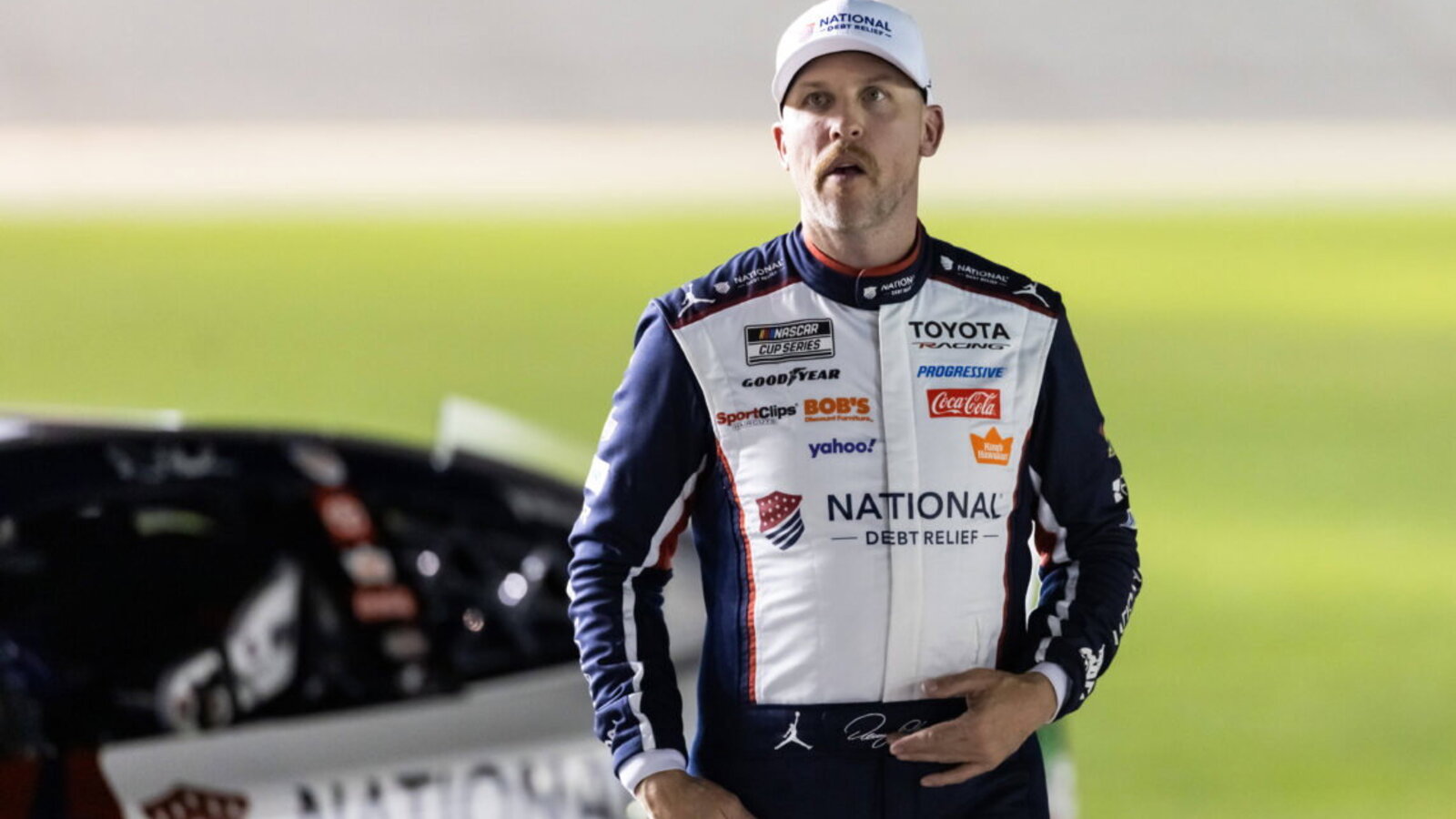 Denny Hamlin Addresses Brake Failures in Enjoy Illinois 300