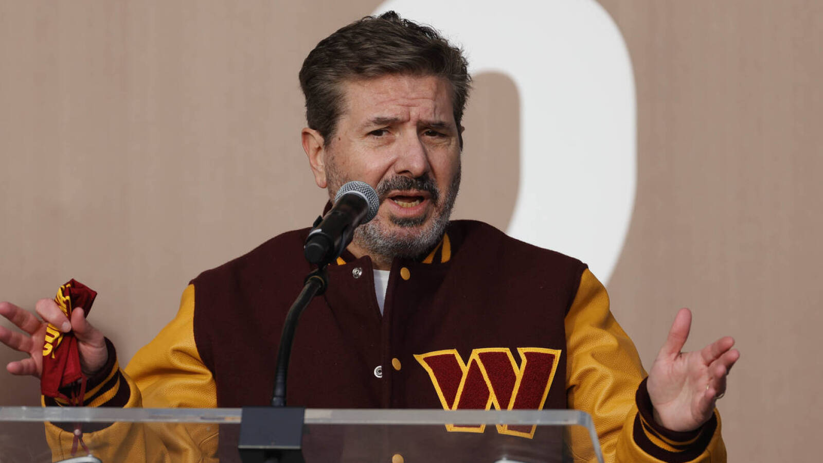 Dan Snyder, Josh Harris reach Commanders sale agreement - Vimarsana News