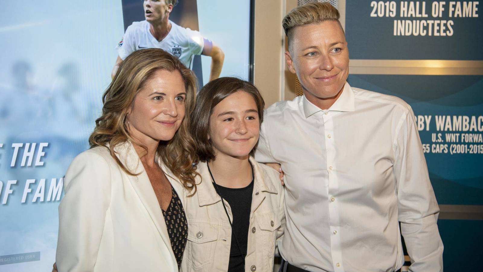 Glennon Doyle Cheering for wife Abby Wambach in NYC Marathon 'one of