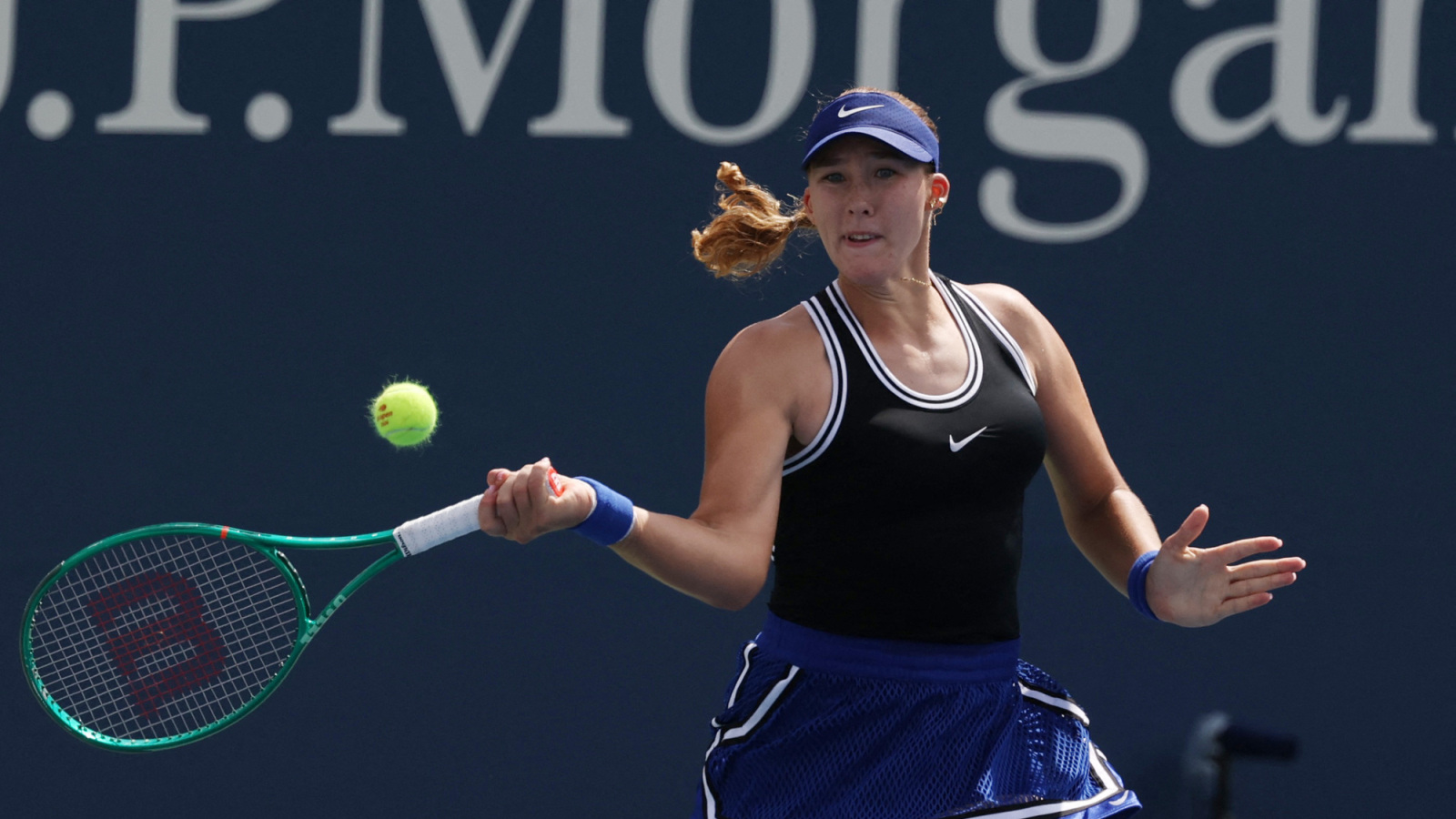 Mirra Andreeva Rushes Across Court in Worrying Moment as US Open Rival Collapses in Tears