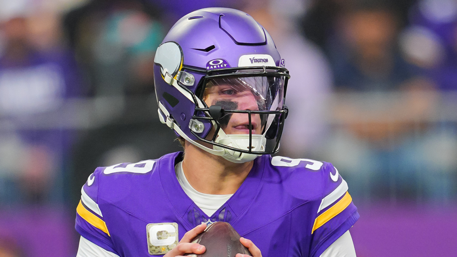 https://www.yardbarker.com/media/6/4/64e55ab0357c850deaac2a8af1e61fd0f920c428/thumb_16x9/scout-shares-on-vikings-mccarthy-struggled.jpg?v=1