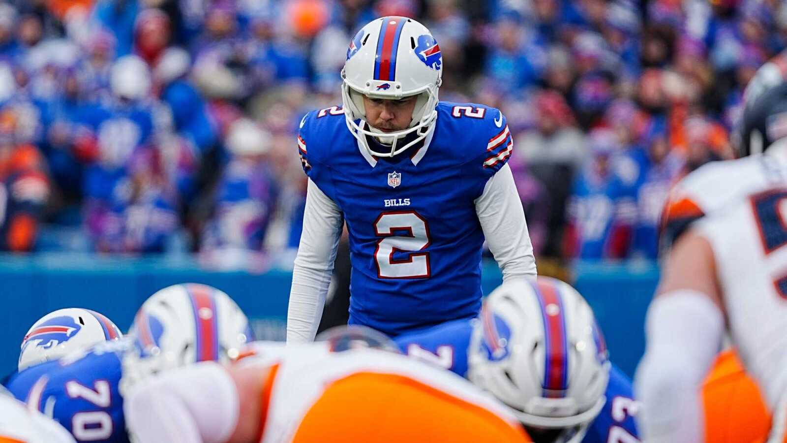 https://www.yardbarker.com/media/6/4/64e6c5f18d7072266475f84ffdb27db37cbc38cd/thumb_16x9/buffalo-bills-place-kicker-tyler-bass-gets-ready.jpg?v=1