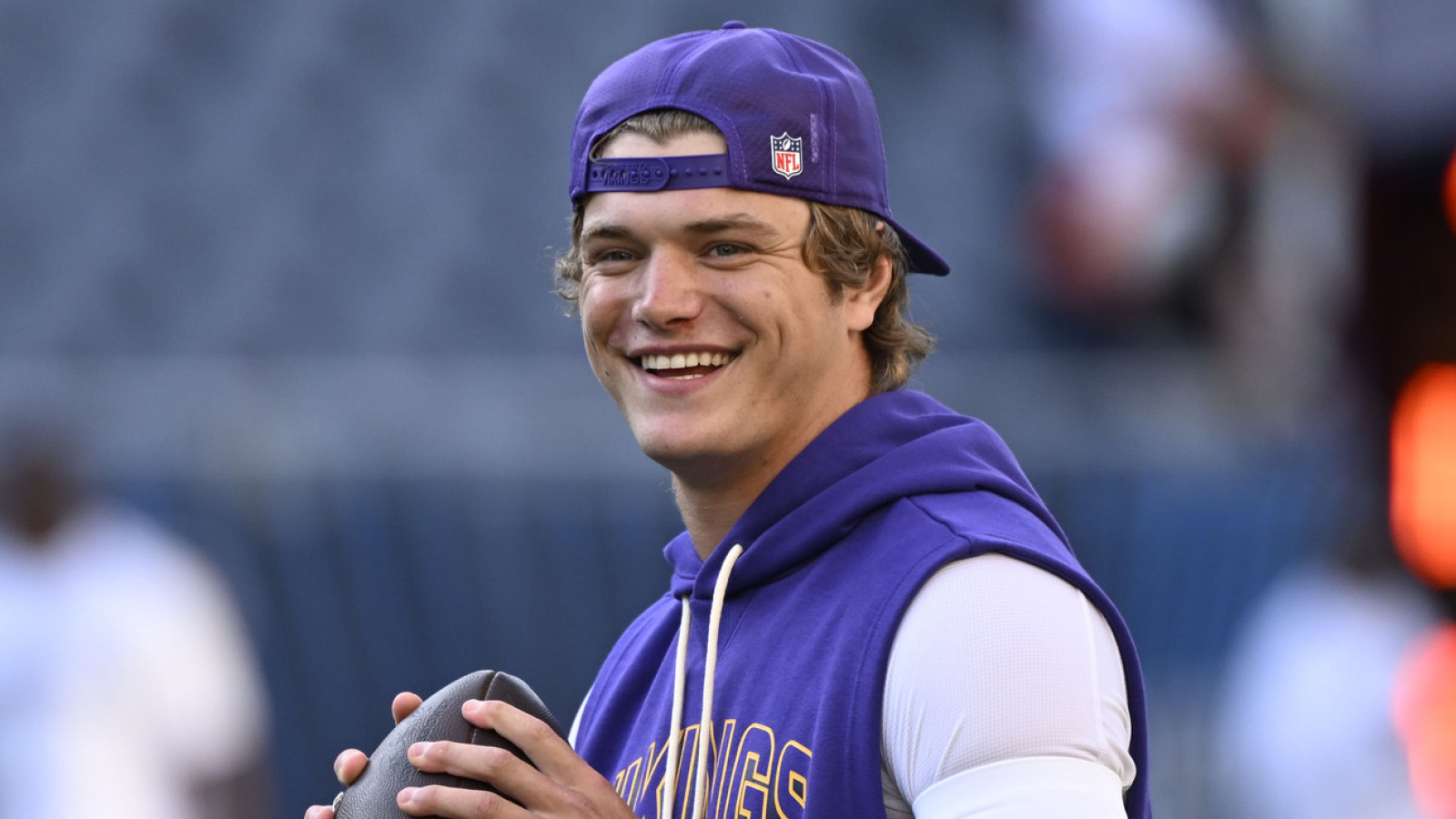 https://www.yardbarker.com/media/6/5/656885720a4b6b24c80d3e2b4f689d35525a7e4a/thumb_16x9/vikings-hc-said-mccarthy-halftime-comeback-win.jpg?v=1