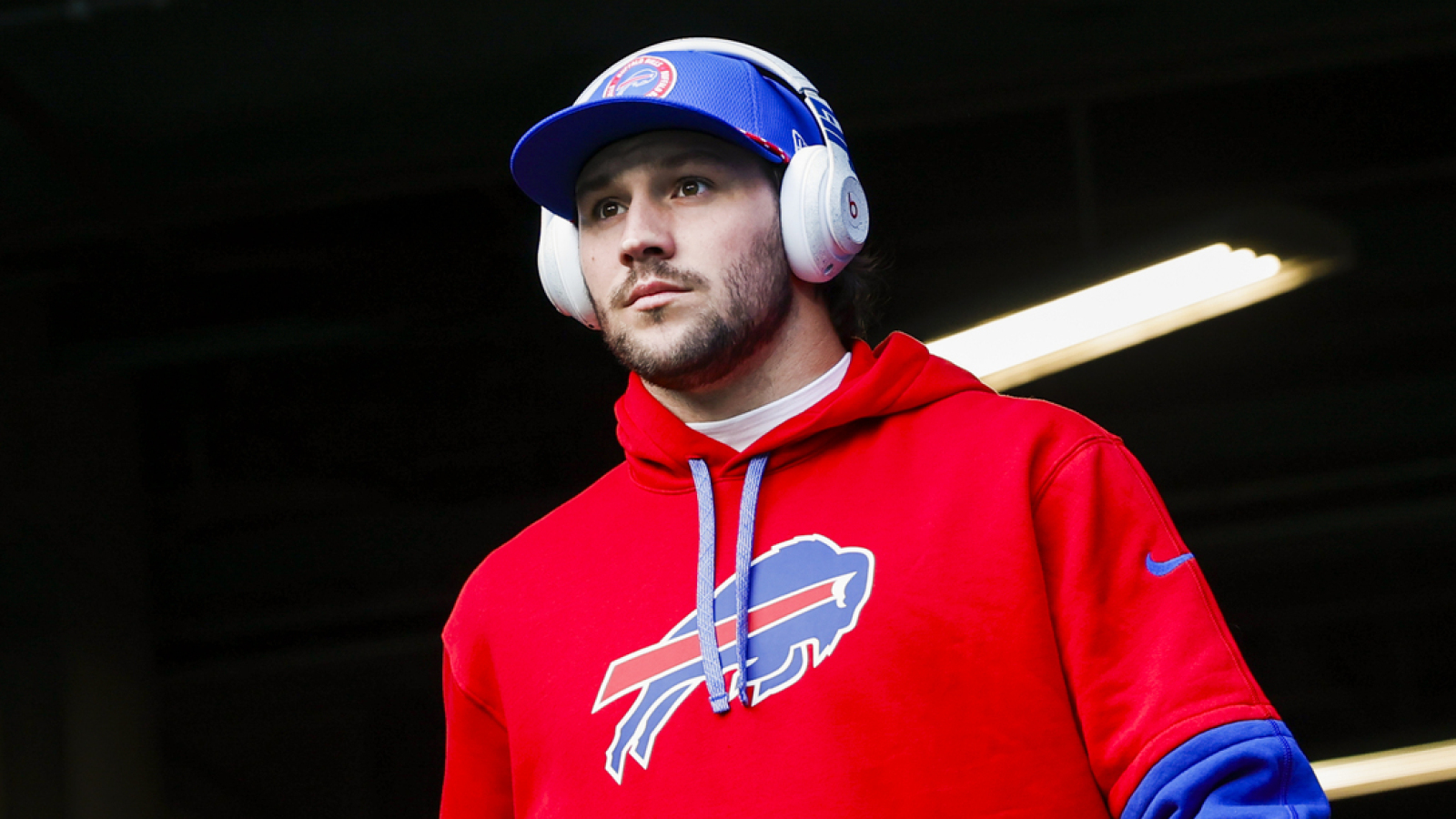 https://www.yardbarker.com/media/6/5/6595cca7d1391e89f7e2daf8abd10f6325928e0d/thumb_16x9/josh-allen-addresses-fuels-bills-latest-playoff.jpg?v=1