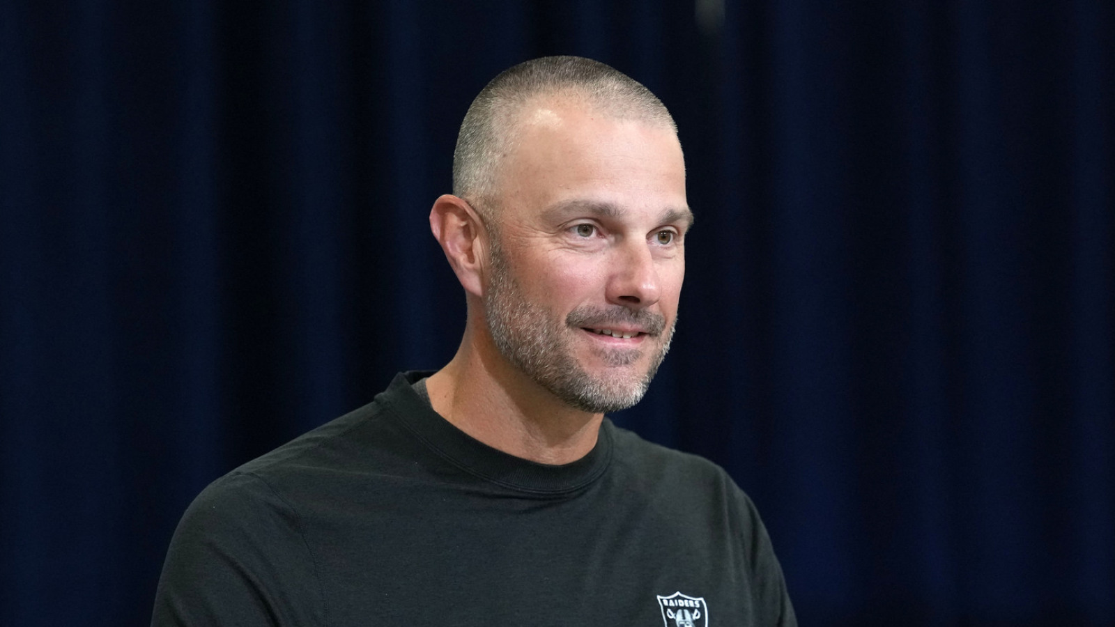 Raiders GM Discusses Quarterback Development Plans