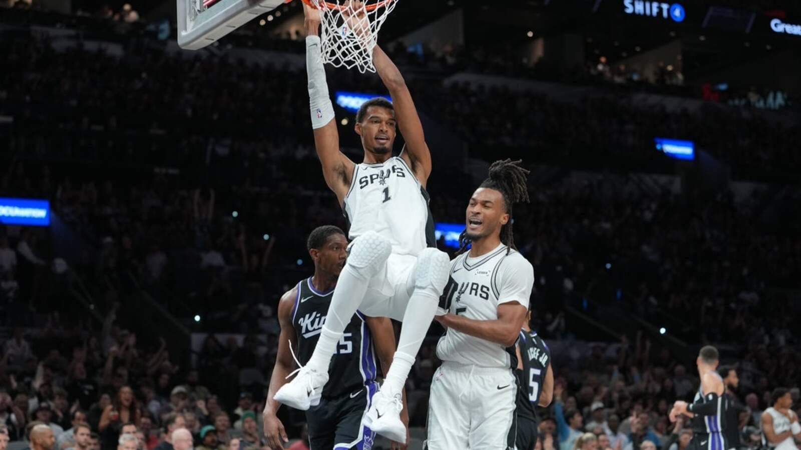 Spurs gaining momentum, ready for Jazz