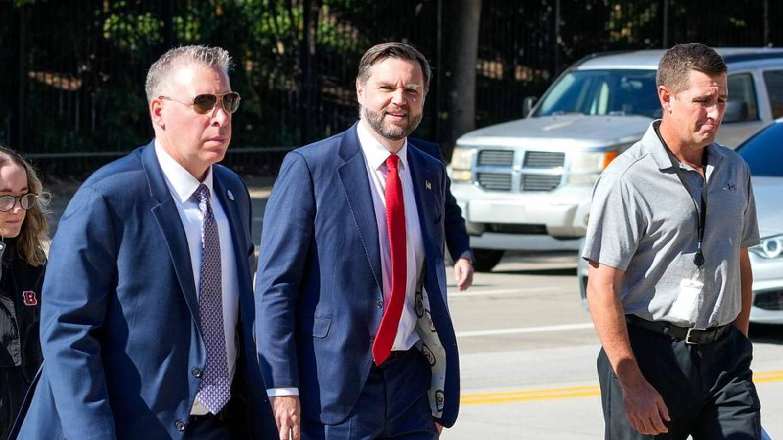 JD Vance Attends Bengals Practice After Cincinnati Visit
