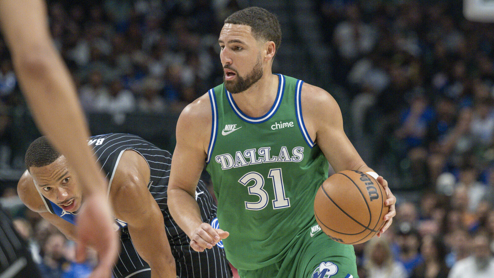 https://www.yardbarker.com/media/6/5/65c6382627d51ecbe379e39d4206e70f72532489/thumb_16x9/lakers-face-roadblock-potential-klay-thompson.jpg?v=1