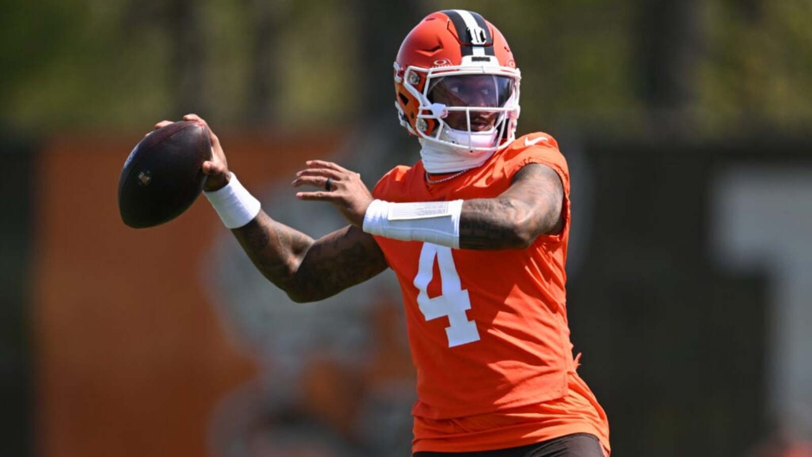 Browns wouldn’t fix their real problem by drafting Carnell Tate at No. 6