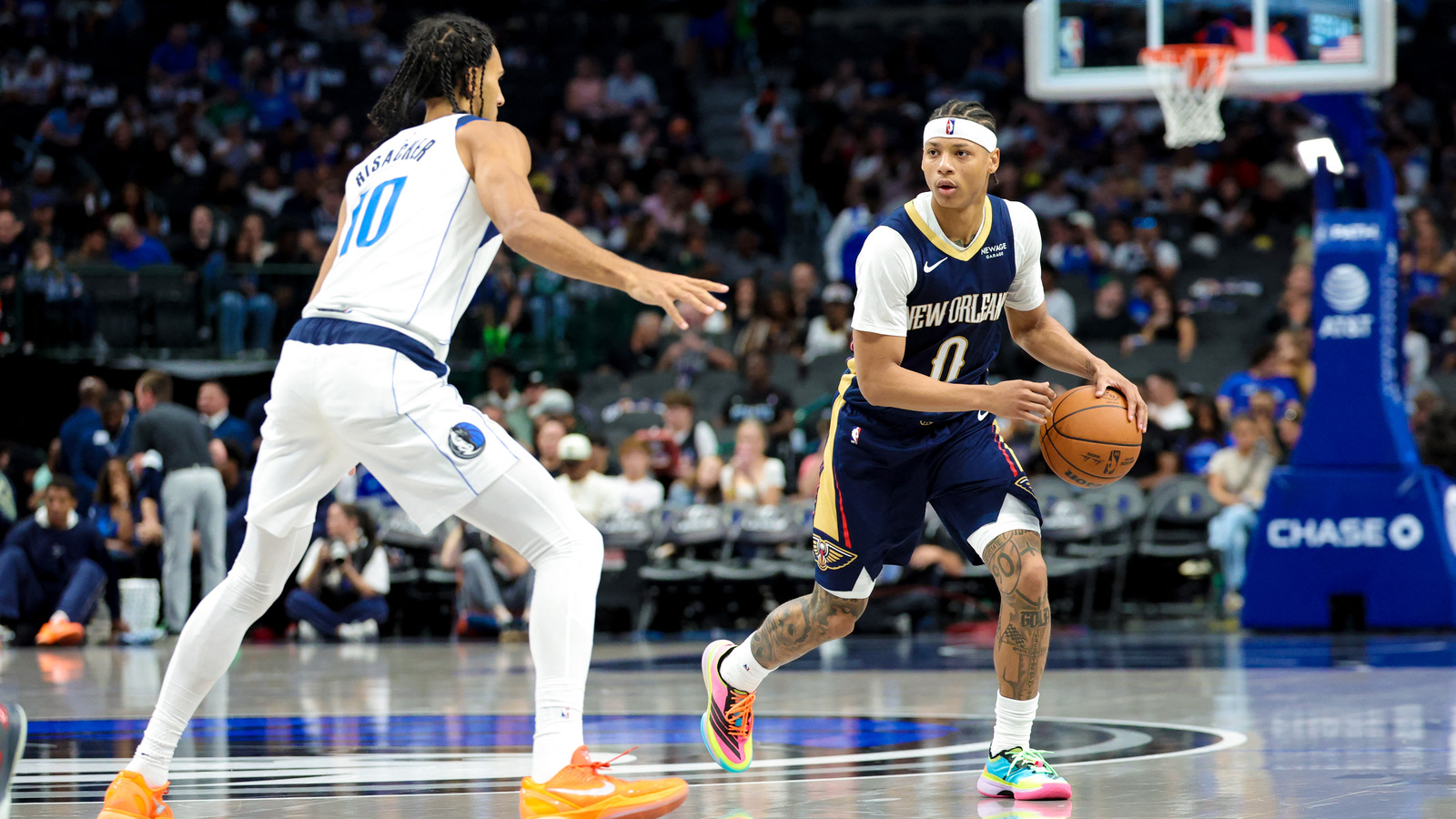 Grizzlies Exercise Options On Fears, Queen, Missi