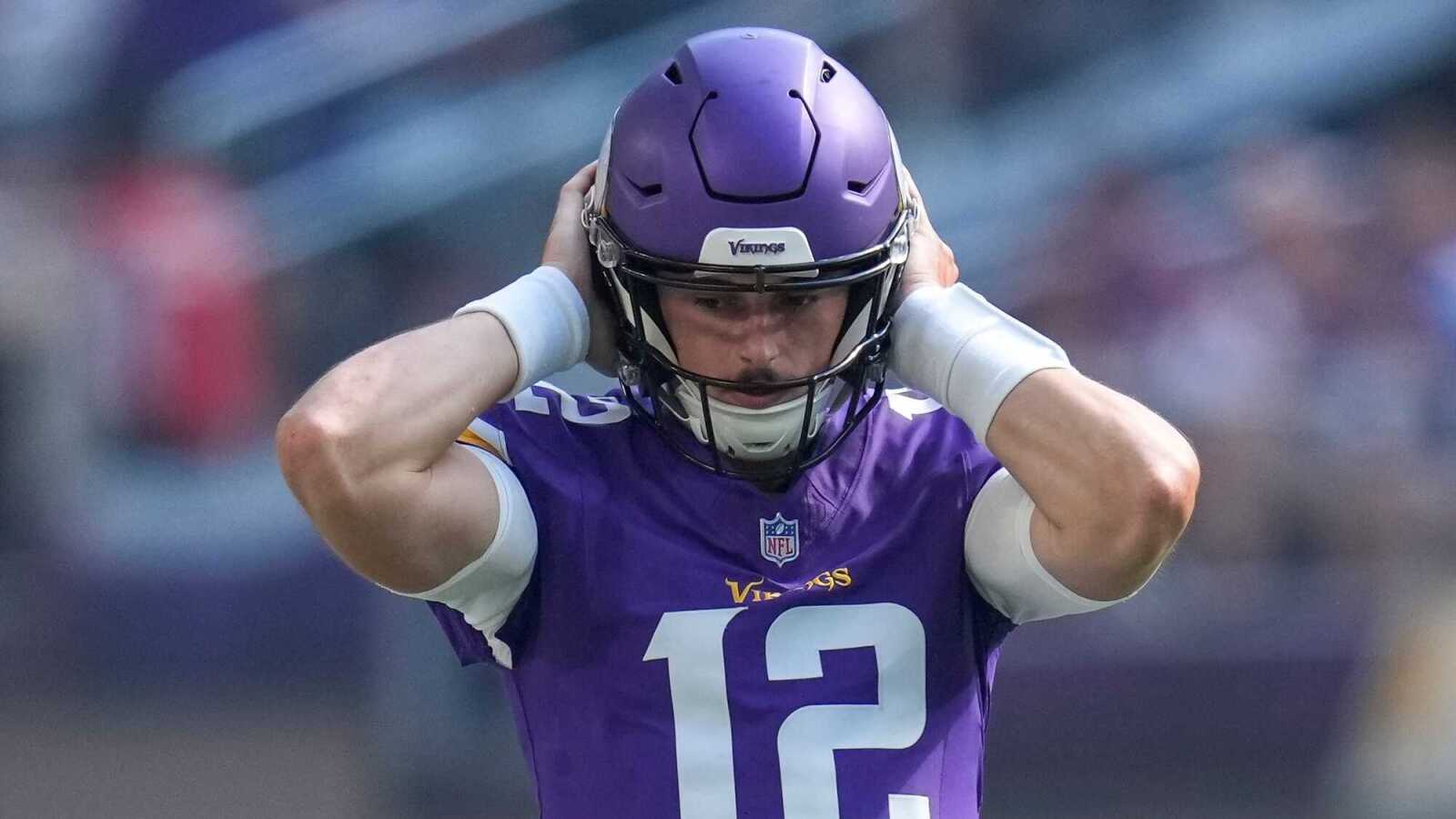 https://www.yardbarker.com/media/6/6/66e81e69f0d2c7c2aae6cd6a78774327930d64c7/thumb_16x9/minnesota-vikings-quarterback-max-brosmer-12.jpg?v=1