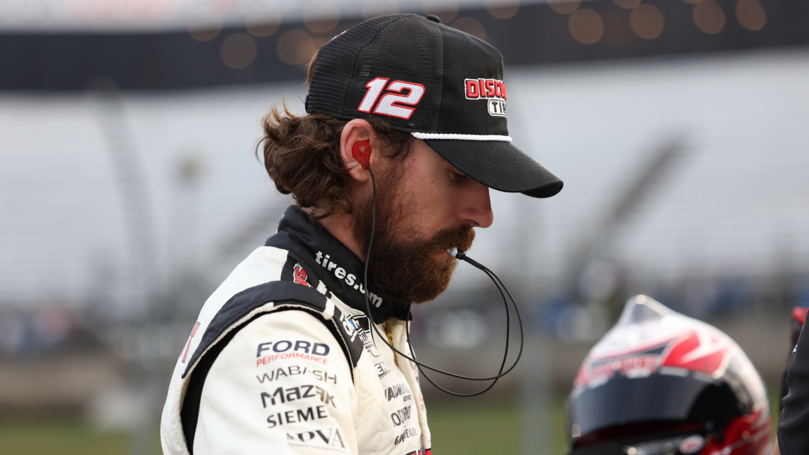 https://www.yardbarker.com/media/6/6/66f7b0299c0f6f42eff3dee1e5db6391057c8daf/thumb_16x9/ryan-blaney-comes-close-another-championship-4.jpg?v=1