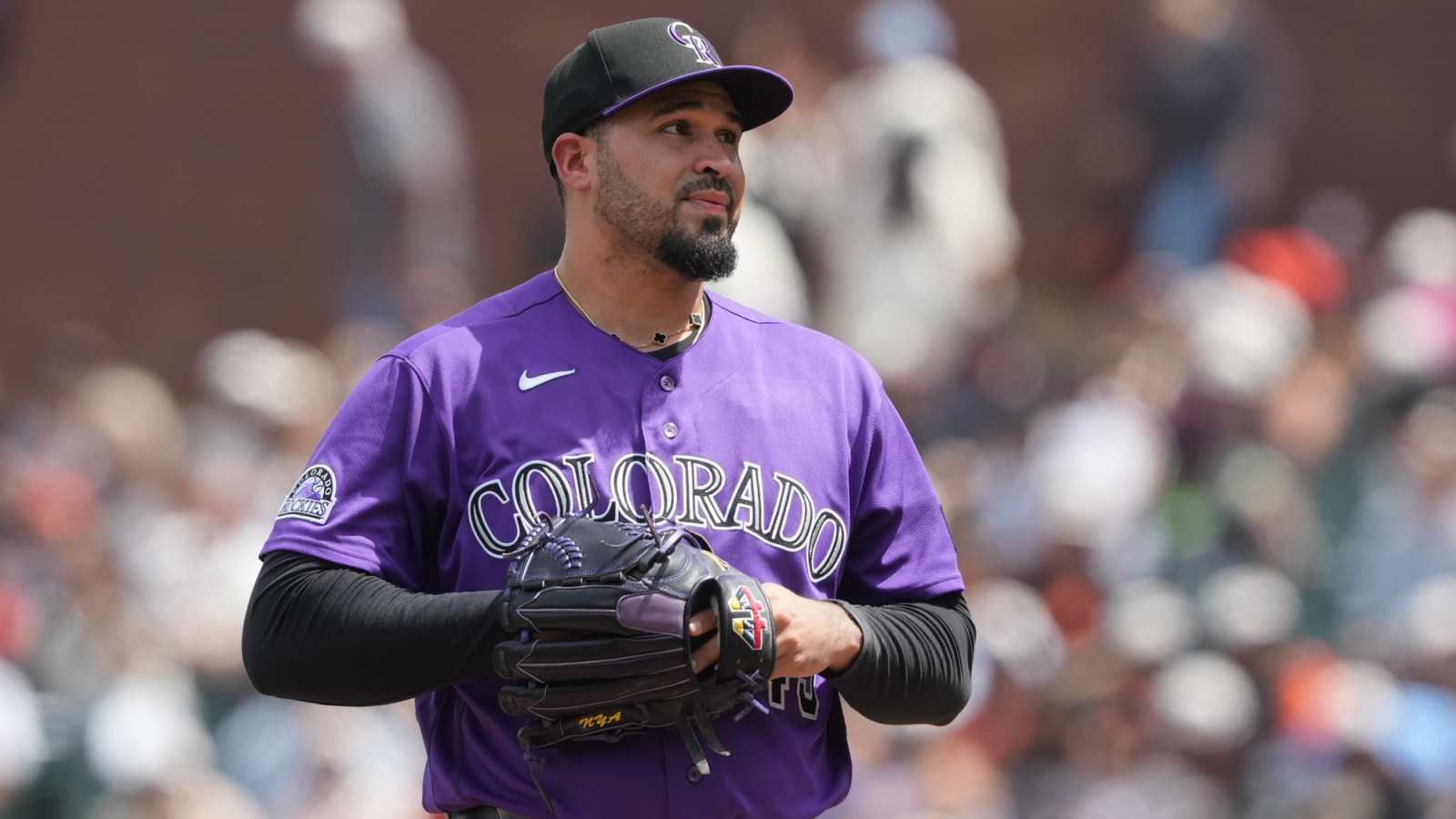 https://www.yardbarker.com/media/6/7/67061db5ad1ce965e8090d71604ca62c8cc8d011/thumb_16x9/brewers-add-bullpen-trade-rockies-antonio.jpg?v=1