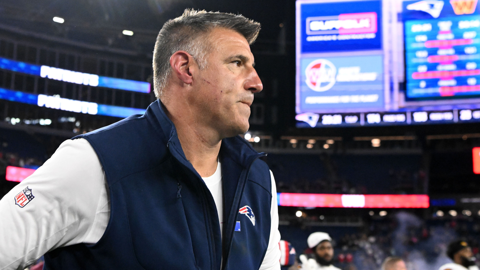 https://www.yardbarker.com/media/6/7/670c3f67506e24addc01a15b0206b56523512c72/thumb_16x9/aug-8-2025-foxborough-massachusetts-usa-new.jpg