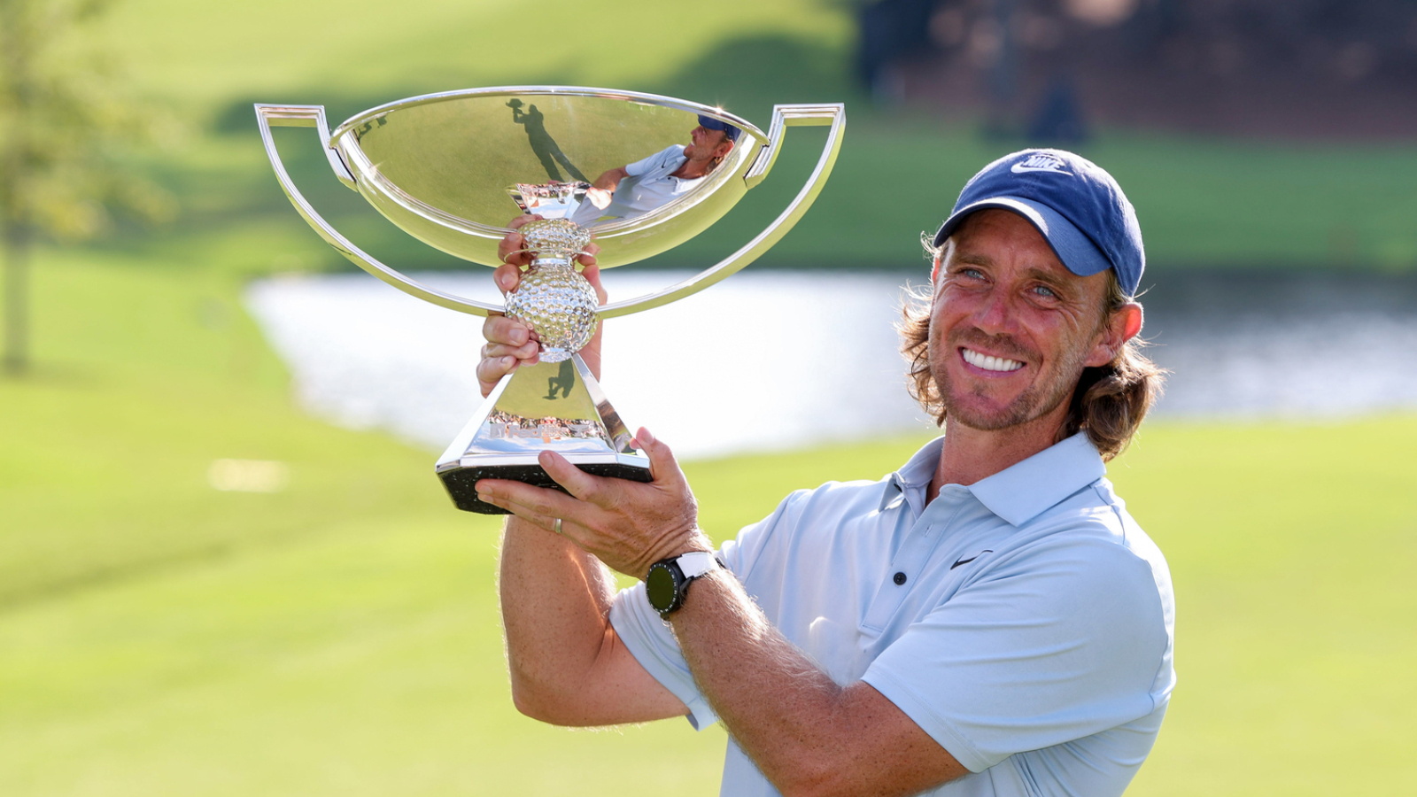 https://www.yardbarker.com/media/6/7/674474d3237381f302f71572a527de42056f5e64/thumb_16x9/fleetwood-secures-elusive-first-pga-victory-win.jpg?v=1