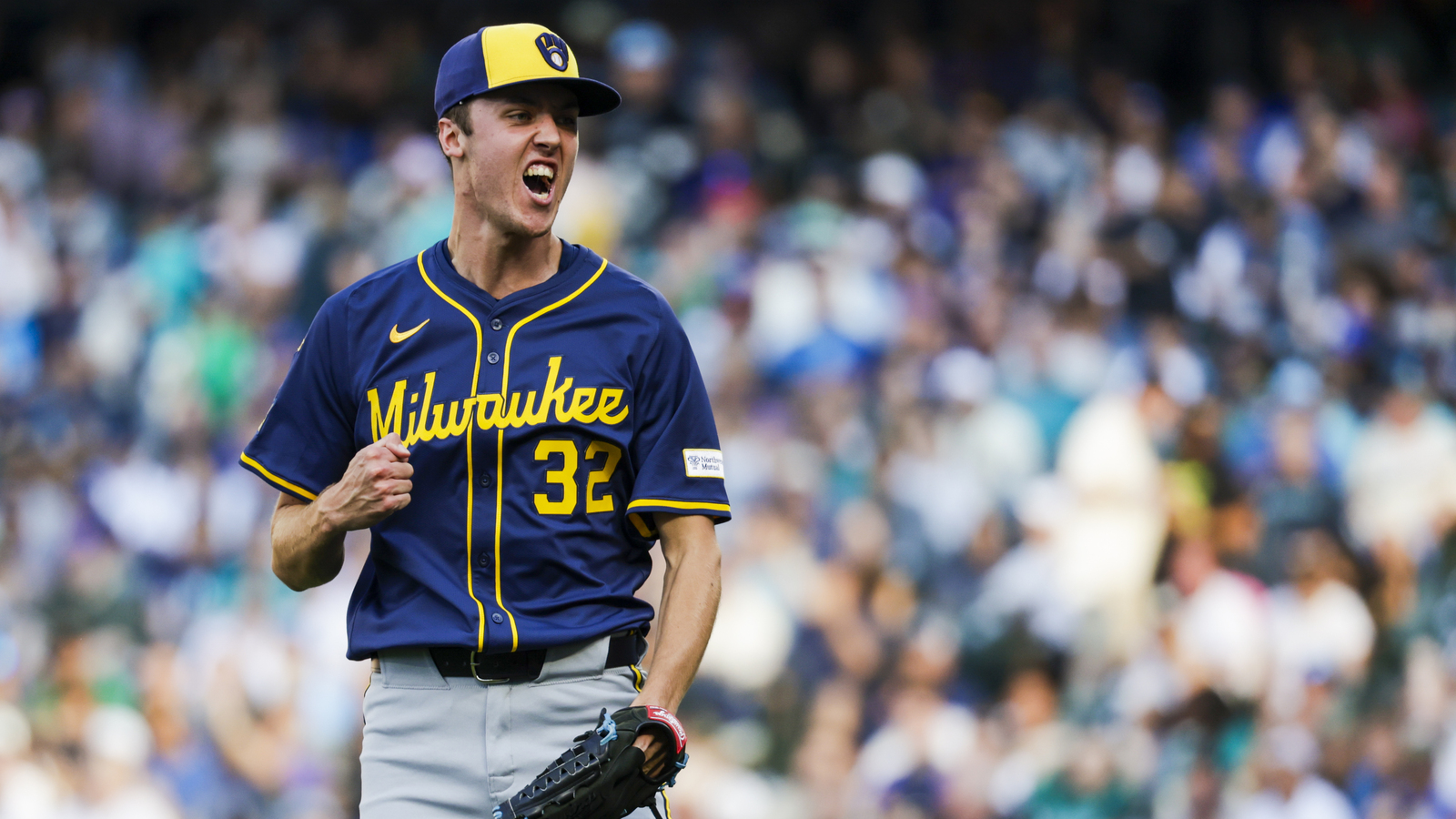 https://www.yardbarker.com/media/6/7/676403c8403865840f8b7c9b91908103a4f4ba8c/thumb_16x9/brewers-catch-break-star-rookies-positive-injury.jpg
