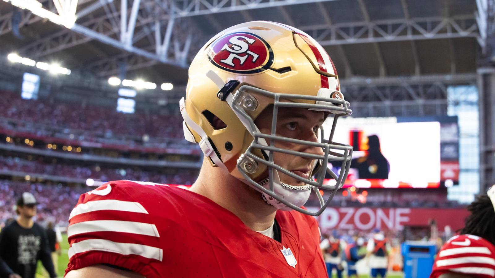 https://www.yardbarker.com/media/6/7/679873a27837336d478794119bf47dd2ecffabdf/thumb_16x9/favorite-emerges-49ers-starting-lg-job.jpg?v=1