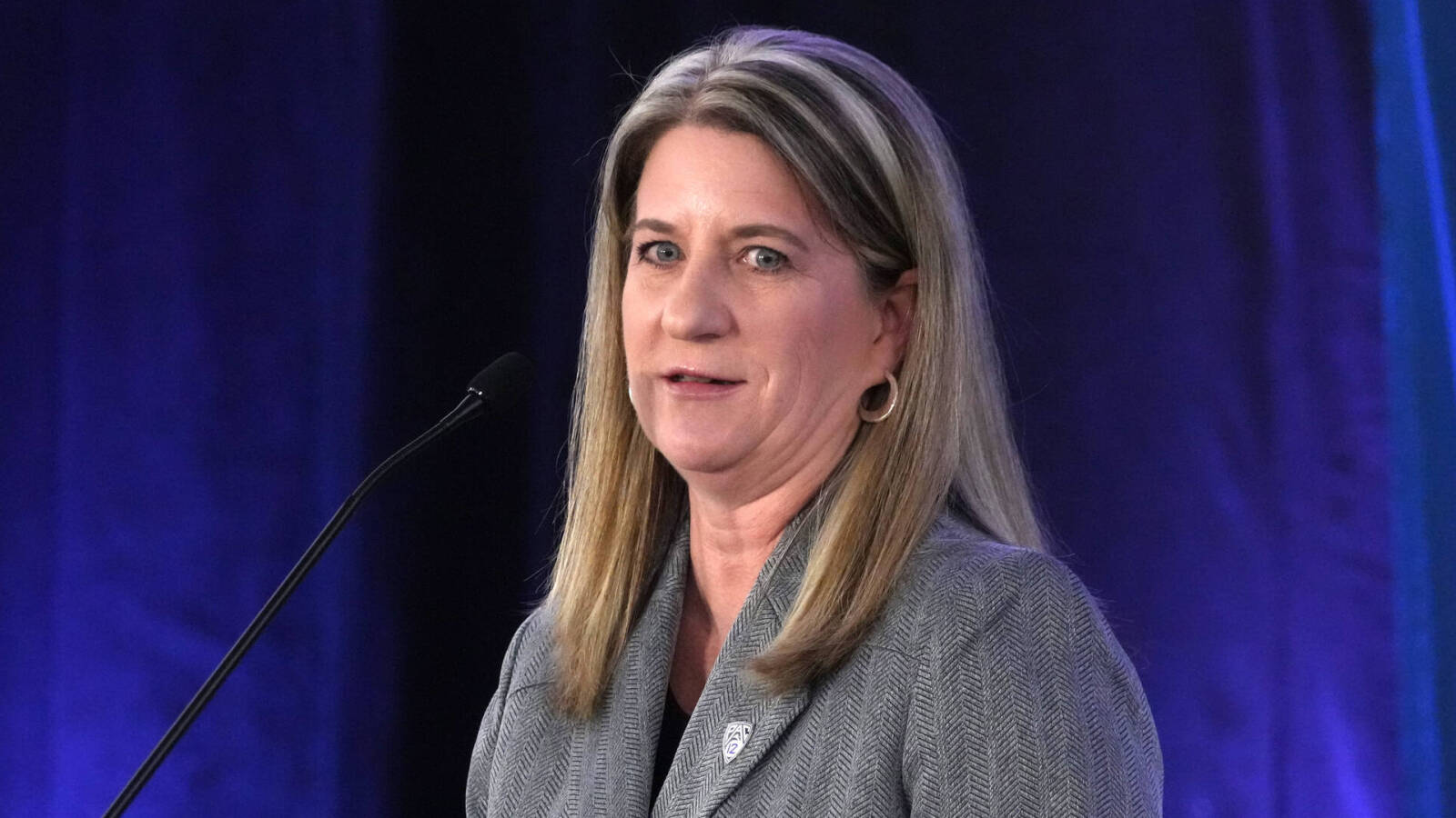 New pac 12 commissioner is taking on a daunting task yardbarker