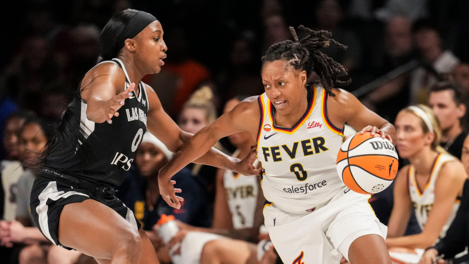 https://www.yardbarker.com/media/6/7/67cfedef7809c6657f6a1ecd44721da8b3b1c256/thumb_16x9/indiana-fever-guard-kelsey-mitchell-0-runs-play.jpg?v=1
