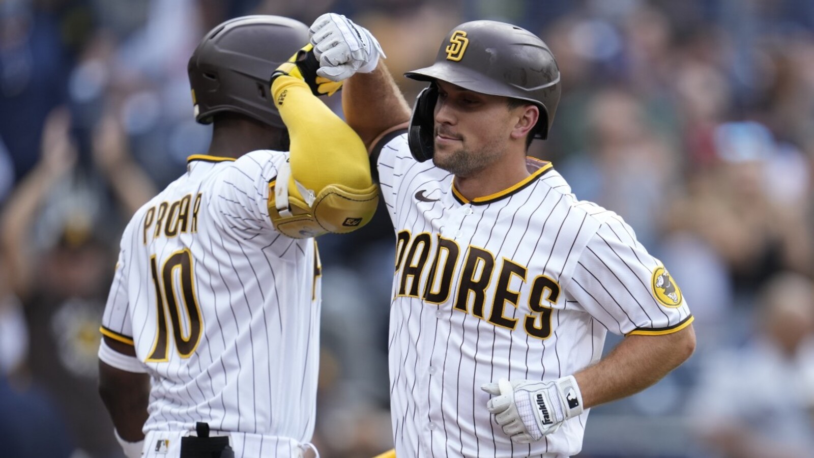 Former Padres Infielder Lands With AL Central Squad | Yardbarker
