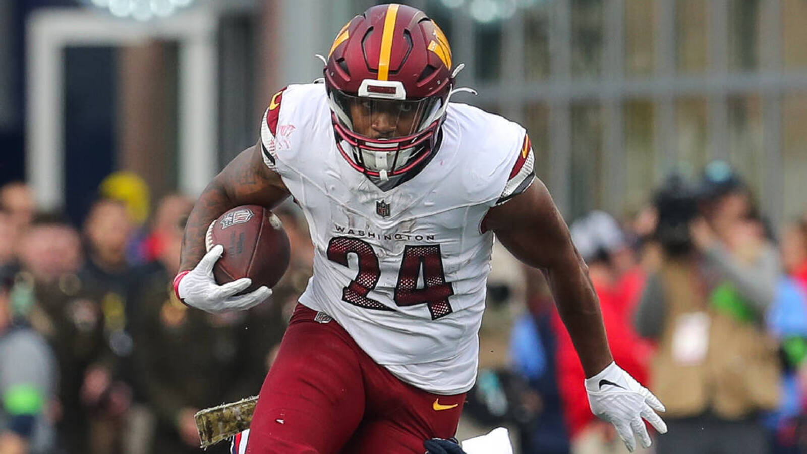 Patriots adding former 1,000-yard rusher in free agency