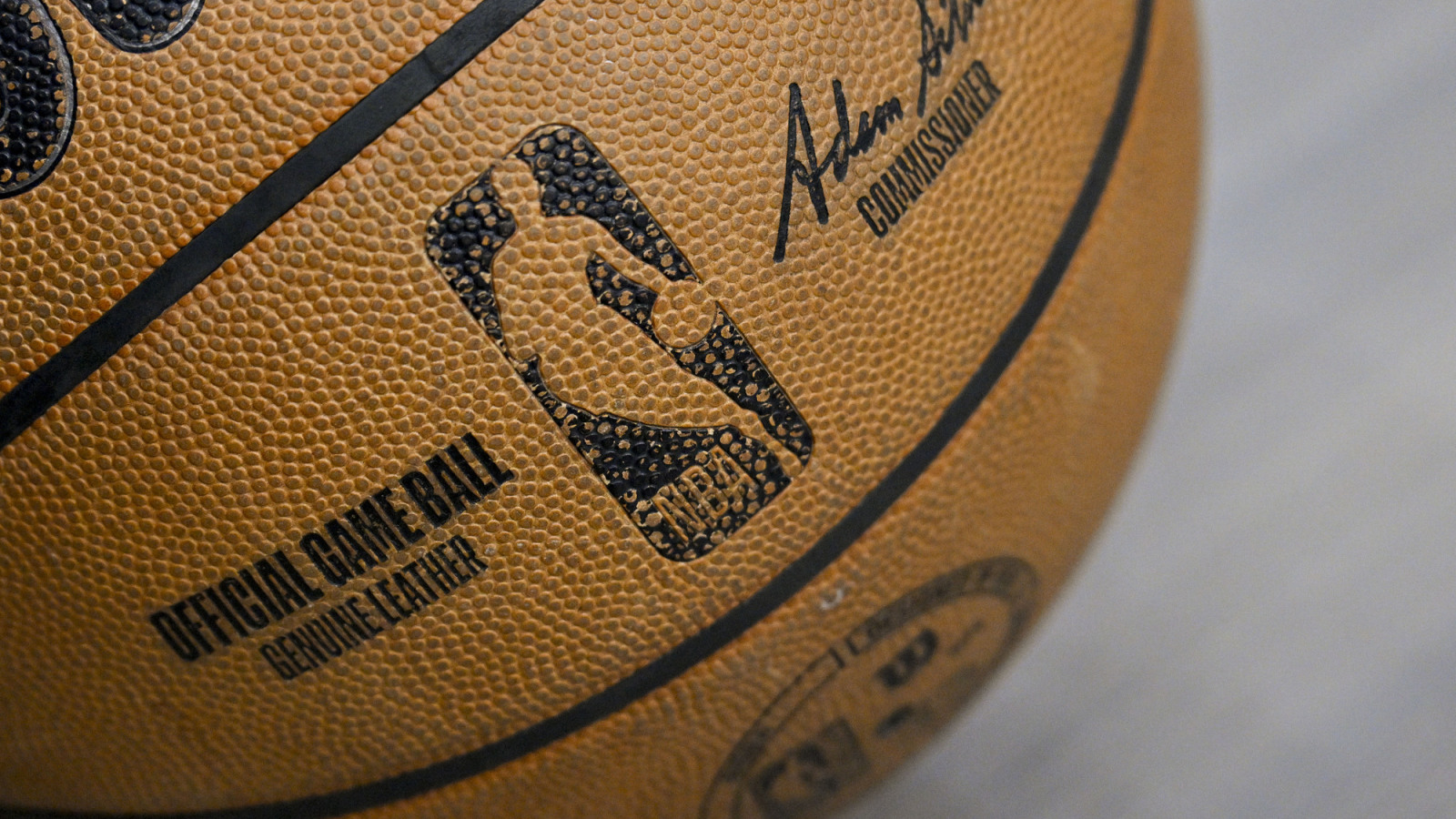 https://www.yardbarker.com/media/6/8/68380df3be8ad41c8fc8e51d5f05055e1398068c/thumb_16x9/pelicans-pacers-agree-draft-pick-swap.jpg?v=1