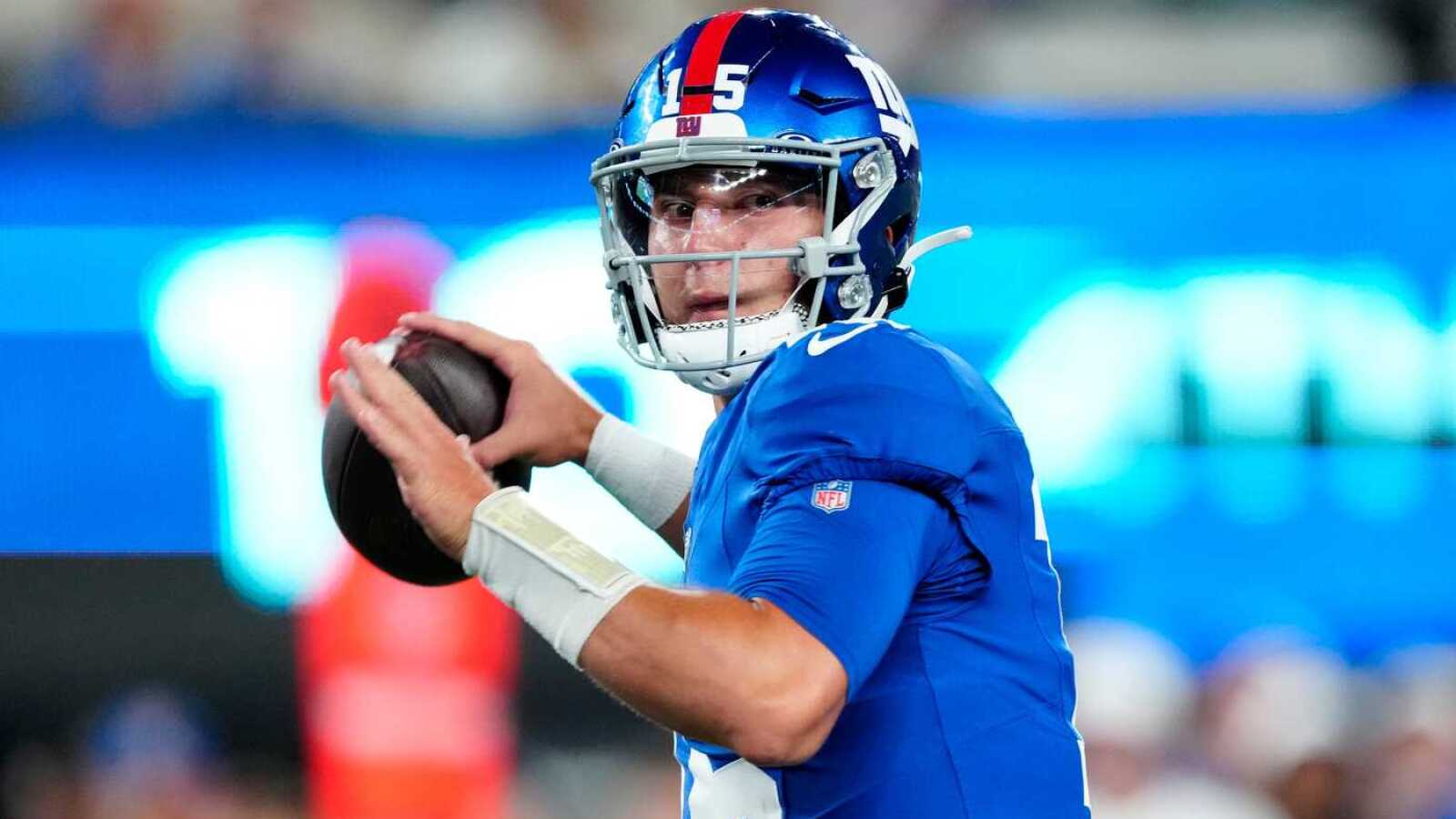 https://www.yardbarker.com/media/6/8/683b5814d6ba1f4856a894f88bd5d2c21470c0e2/thumb_16x9/giants-miss-italian-stallion-pats-claim-devito.jpg?v=1