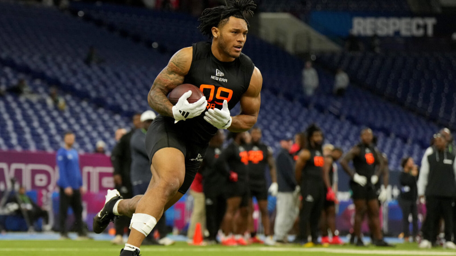 Chicago Bears first-round contingency plan at the RB position is in the building on Monday for his Top-30 visit