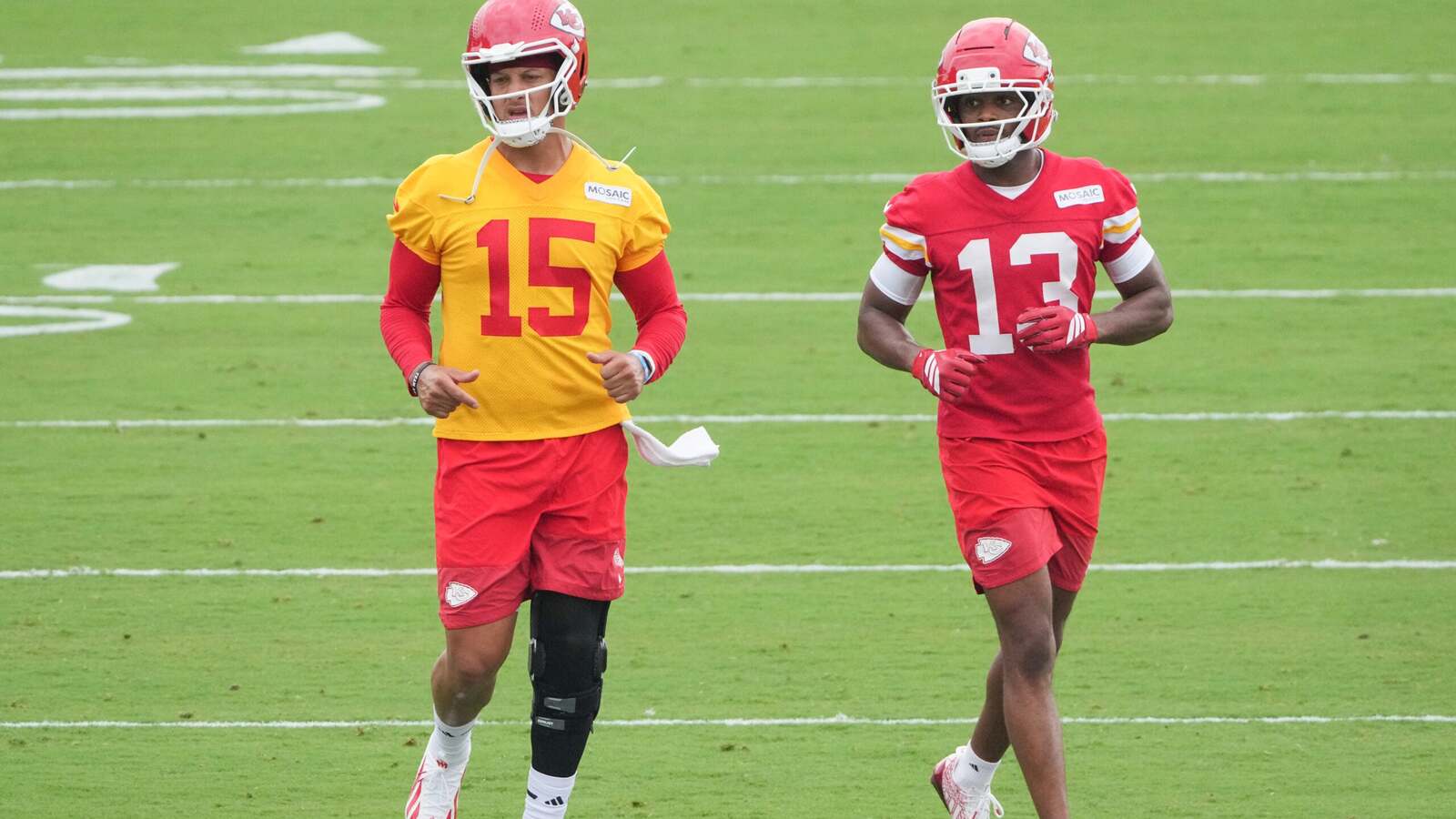 Patrick Mahomes names 3 young Kansas City Chiefs training camp standouts after 10 practice sessions