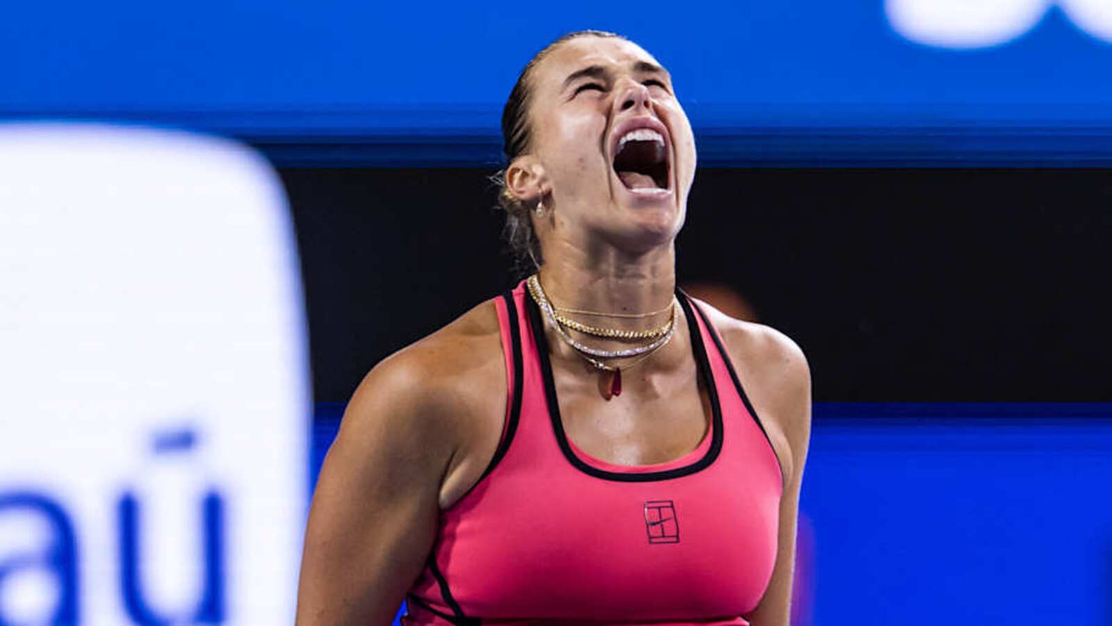 Sabalenka Survives Gauff Comeback to Defend Miami Open Title