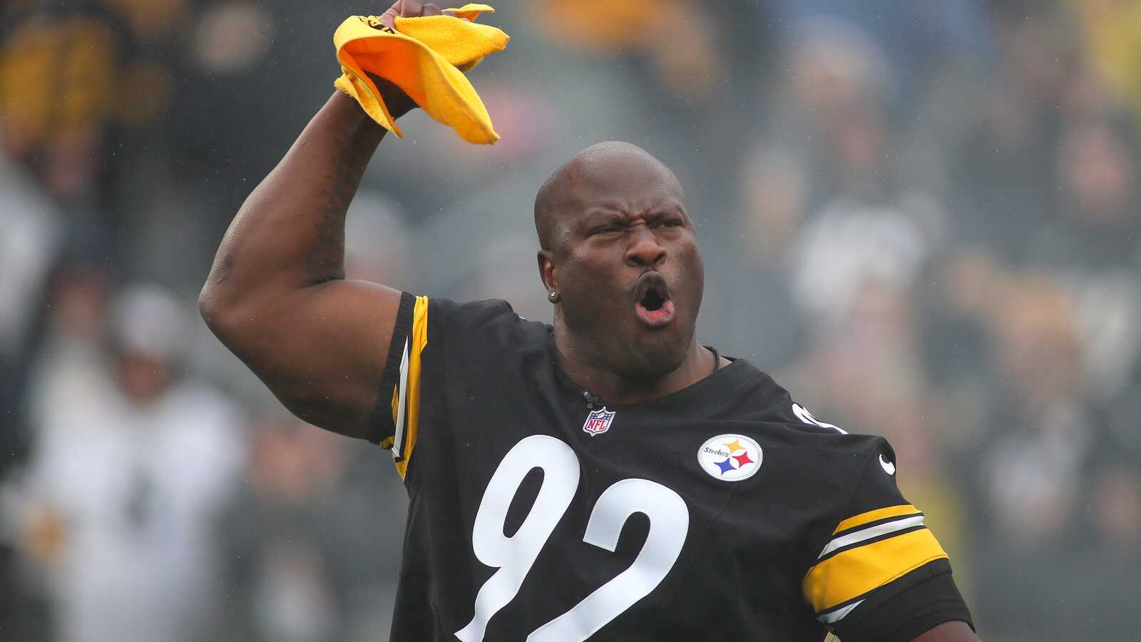 https://www.yardbarker.com/media/6/9/694ac5906969323cab19d6a00310c9ea5498dffd/thumb_16x9/former-pittsburgh-steeler-james-harrison-pumps.jpg