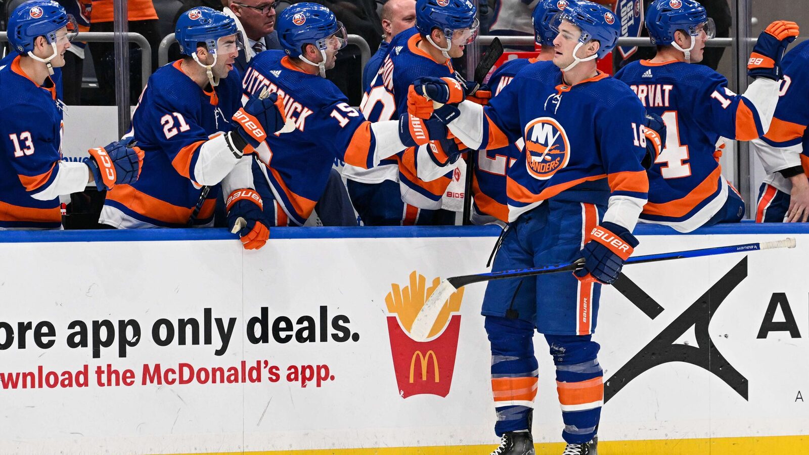 Islanders sign Liam Foudy, Julien Gauthier to one-year contract ...