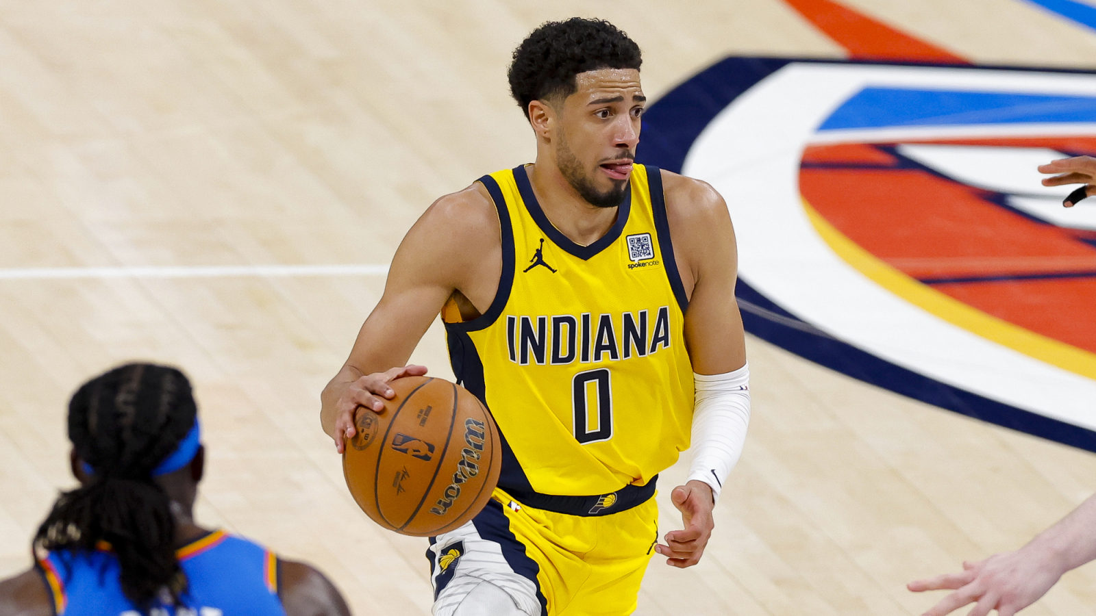 https://www.yardbarker.com/media/6/9/69aa34ed764019f35b3a46e98a70e7a7e5ca7a6b/thumb_16x9/haliburton-must-improve-heading-game-3-nba-finals.jpg?v=1