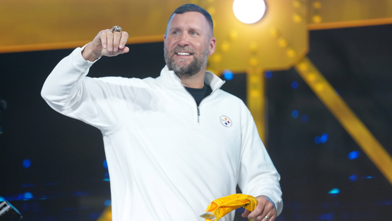 Steelers legend Ben Roethlisberger seems to echo bold Drew Allar, Will Howard take