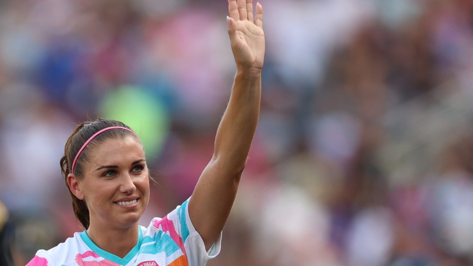 Wave fall to Courage in Alex Morgan’s farewell match | Yardbarker