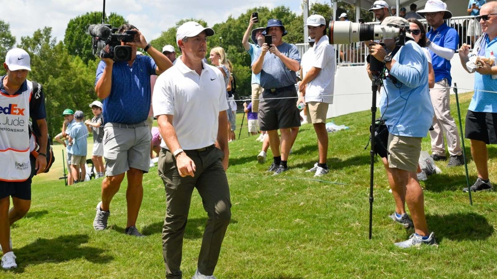 Rory McIlroy Struggles at FedEx St. Jude Championship