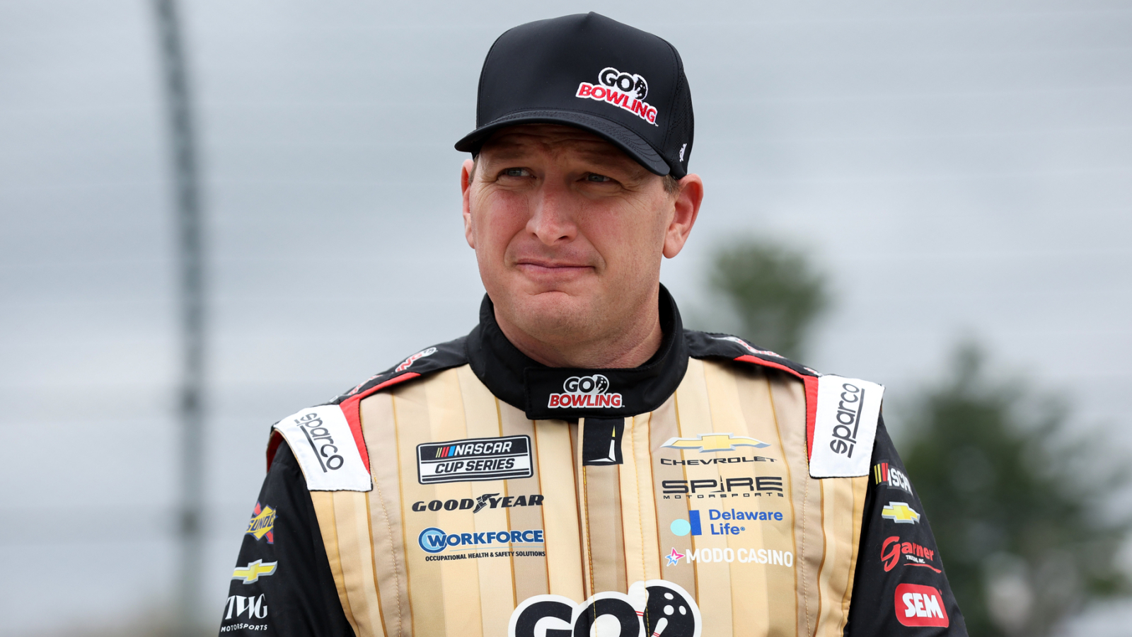 https://www.yardbarker.com/media/6/9/69f406c7b1310fab43b954b29016015dac7c8955/thumb_16x9/head-scratching-strategy-michael-mcdowell-watkins.jpg?v=1