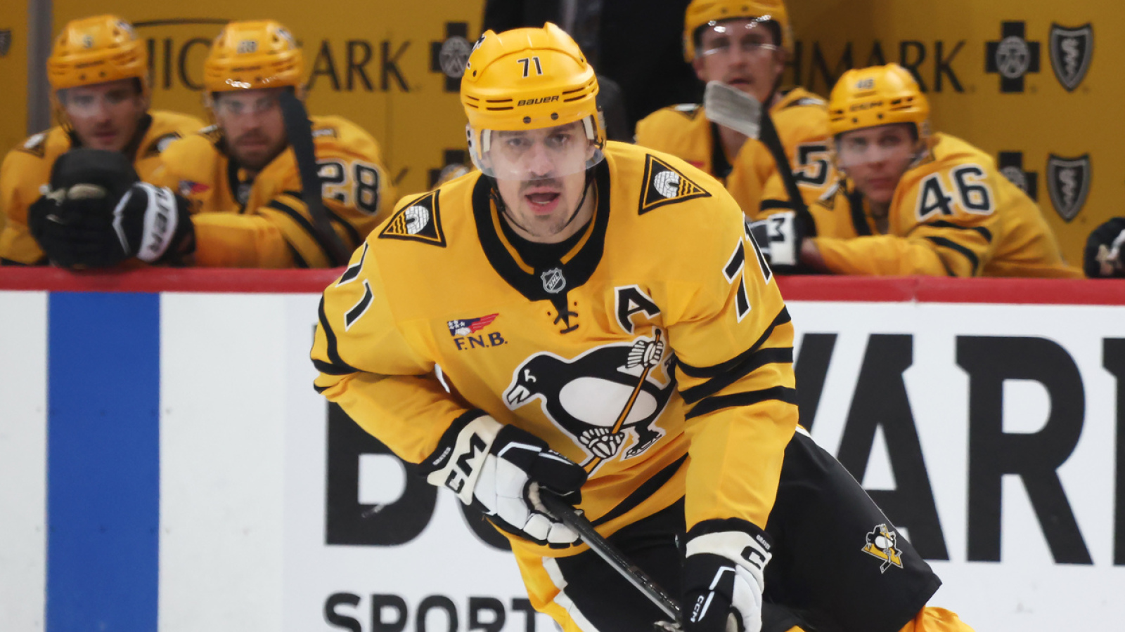 https://www.yardbarker.com/media/6/a/6a2e235ea1b10969a83586973538ebd3165dbec1/thumb_16x9/sidney-crosby-shares-big-update-evgeni-malkin.jpg