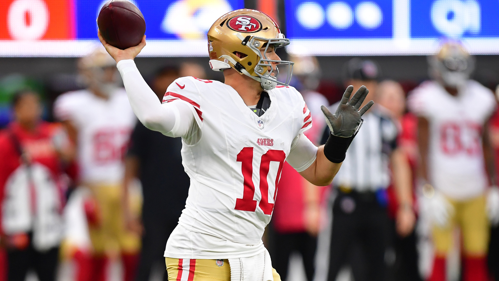 What Happened to Mac Jones? 49ers QB Injured vs Rams | Yardbarker