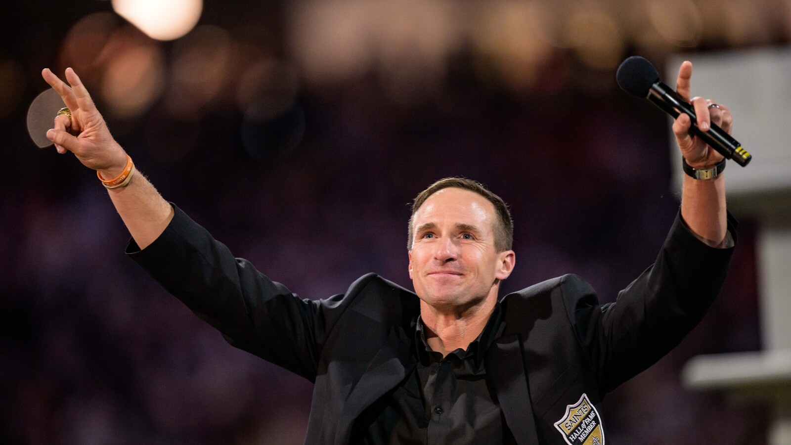 https://www.yardbarker.com/media/6/a/6a30ec288a5ba69af6286e6a1f78d2cf7c1c8988/thumb_16x9/drew-brees-shares-he-follow-philip-rivers.jpg