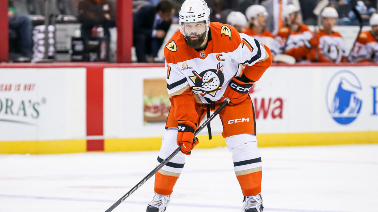 Ducks News & Rumors: More Comeback Wins, Trade Rumors, and a Holiday ...