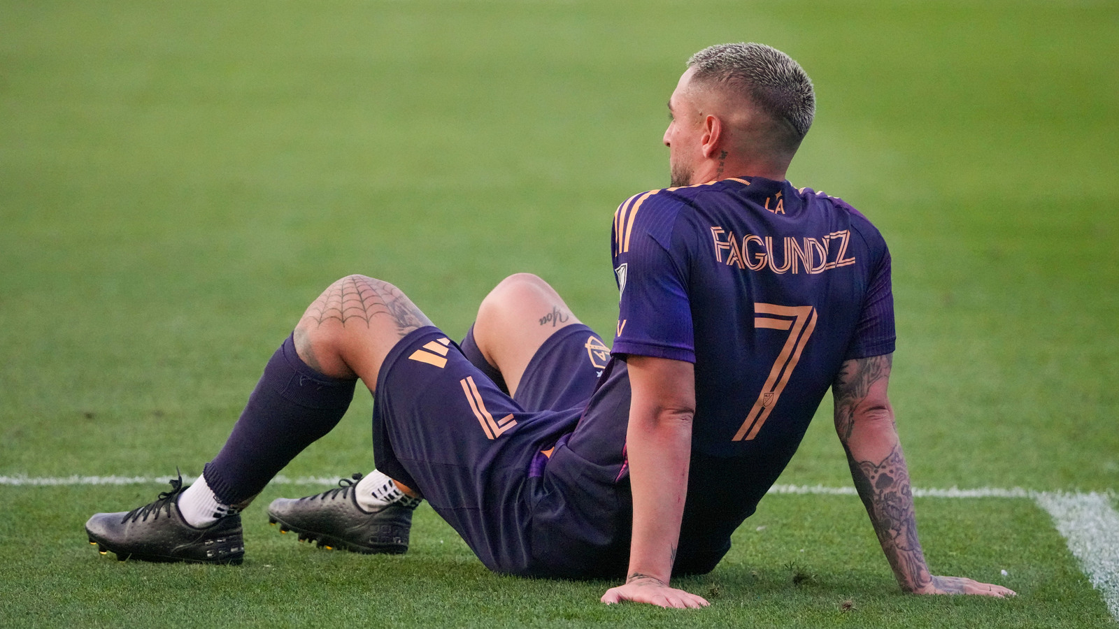 https://www.yardbarker.com/media/6/a/6ad9dedd0d462360d587da4e624ac166ede1a93d/thumb_16x9/sporting-kansas-city-joins-pantheon-impossible.jpg