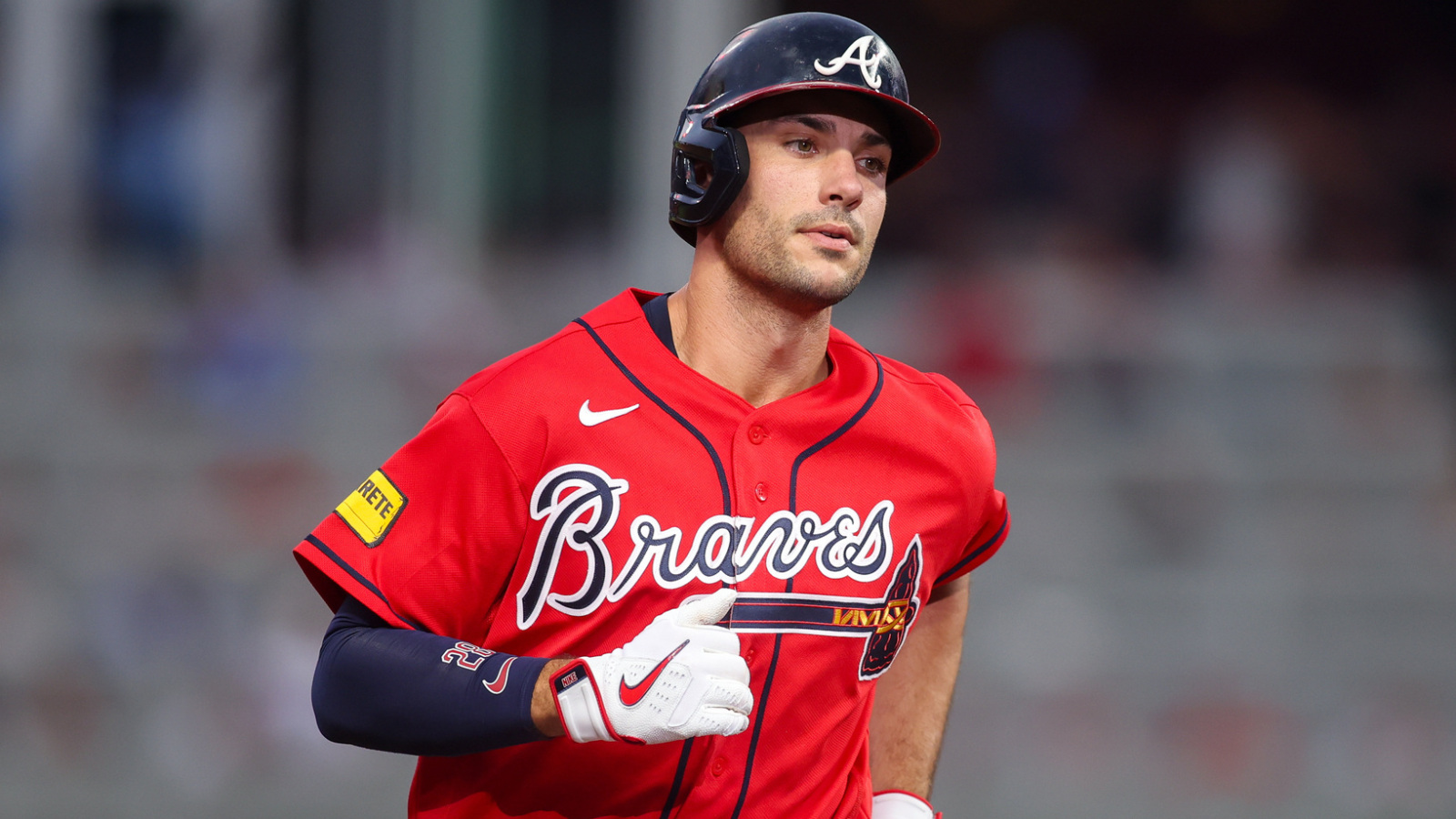 https://www.yardbarker.com/media/6/a/6ae031172a1ab67c2c1bc67b98639f689d64efb6/thumb_16x9/matt-olson-hits-monumental-hr-climbs-braves-time.jpg?v=1
